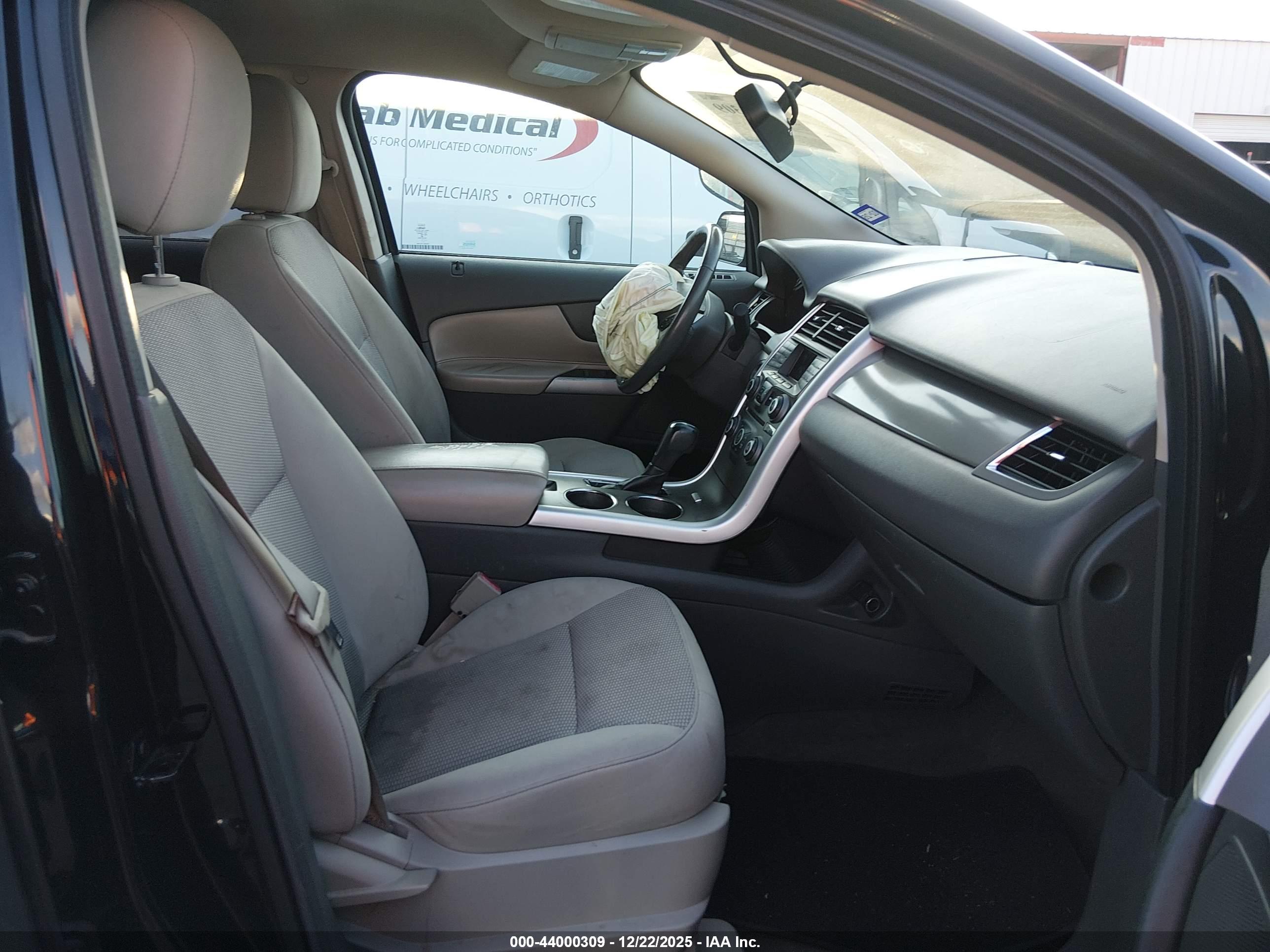 FORD EDGE image 5