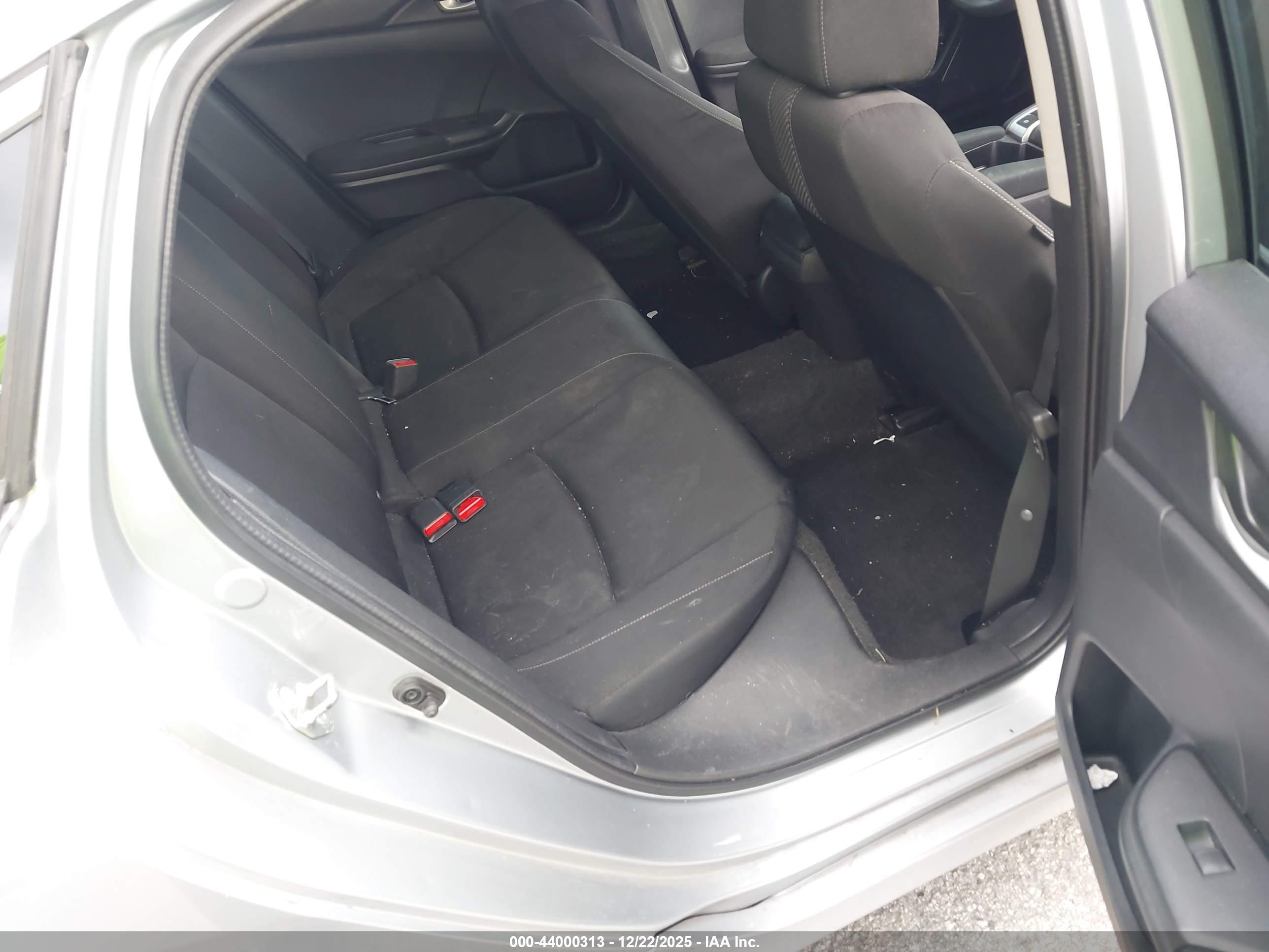 HONDA CIVIC image 8