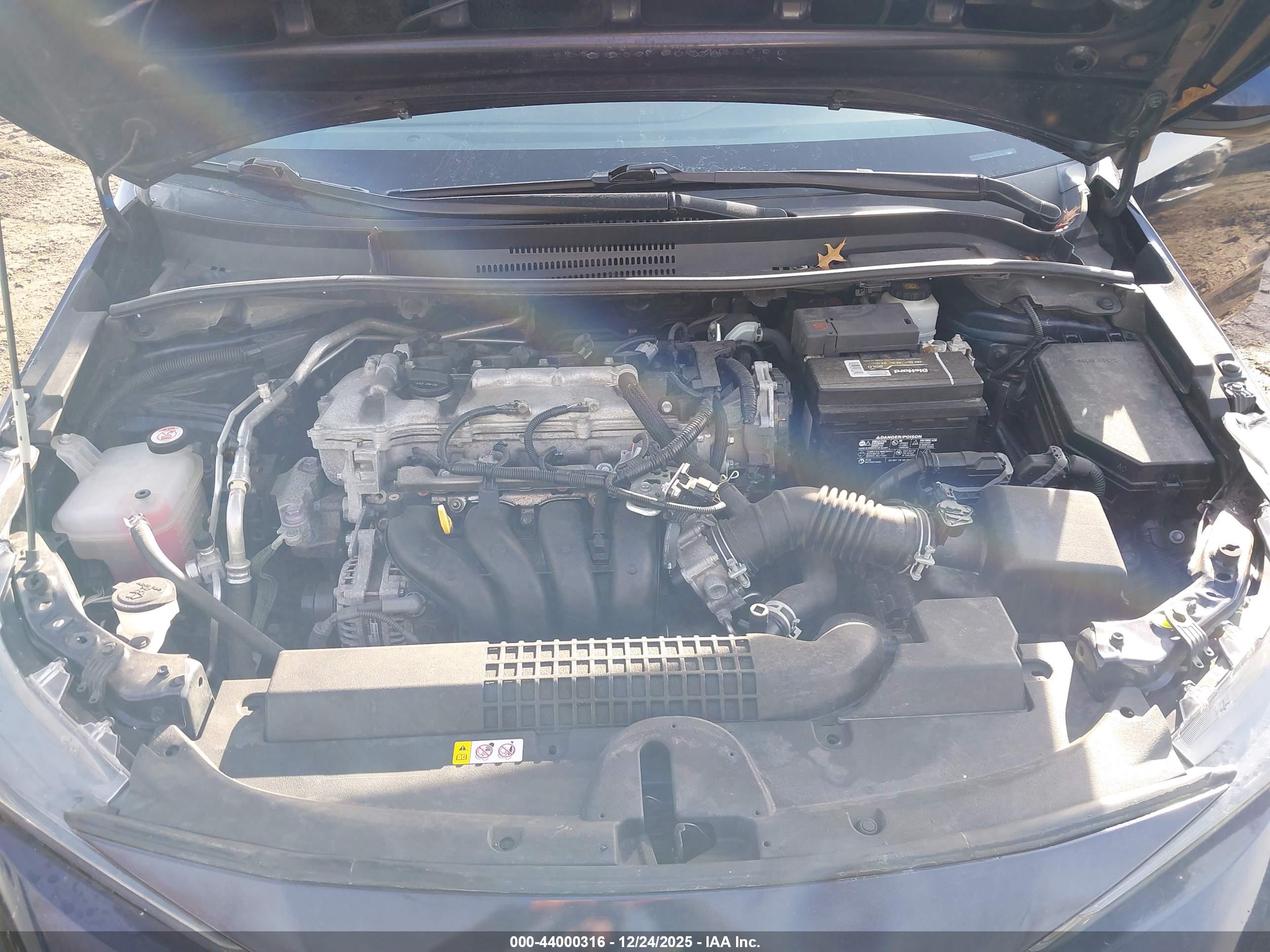 TOYOTA COROLLA image 10