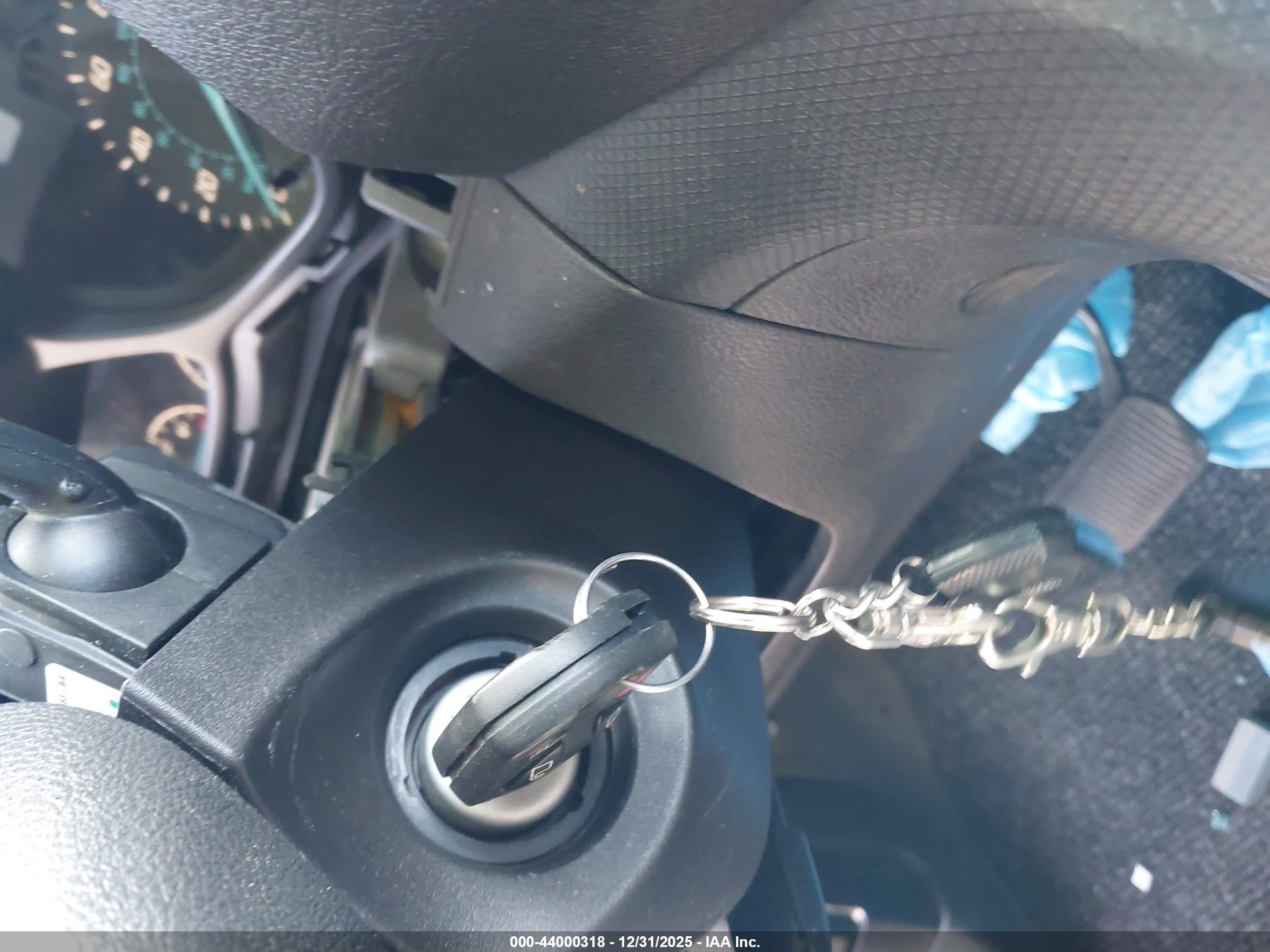 FORD TRANSIT image 11