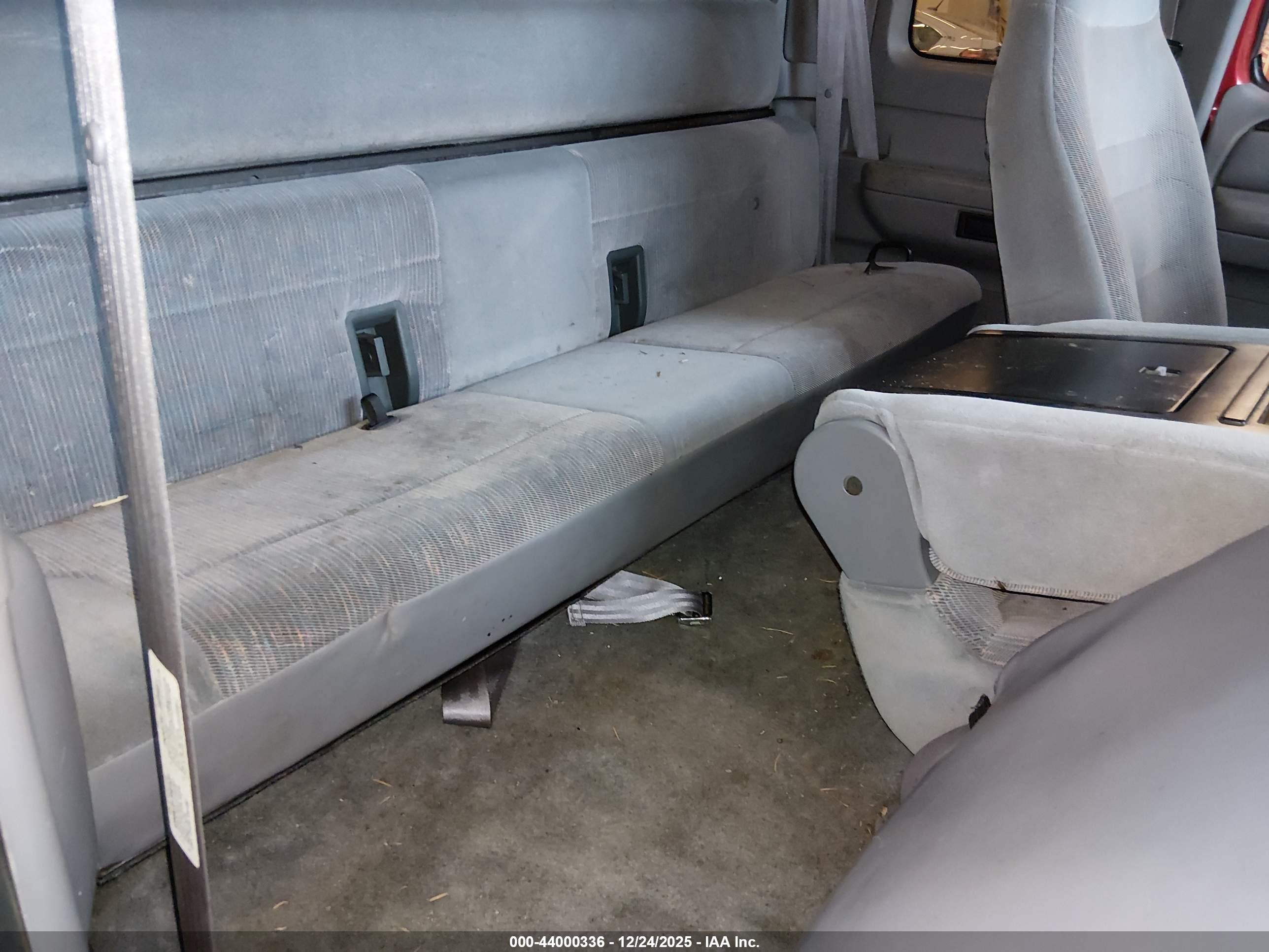 FORD F-250 image 8