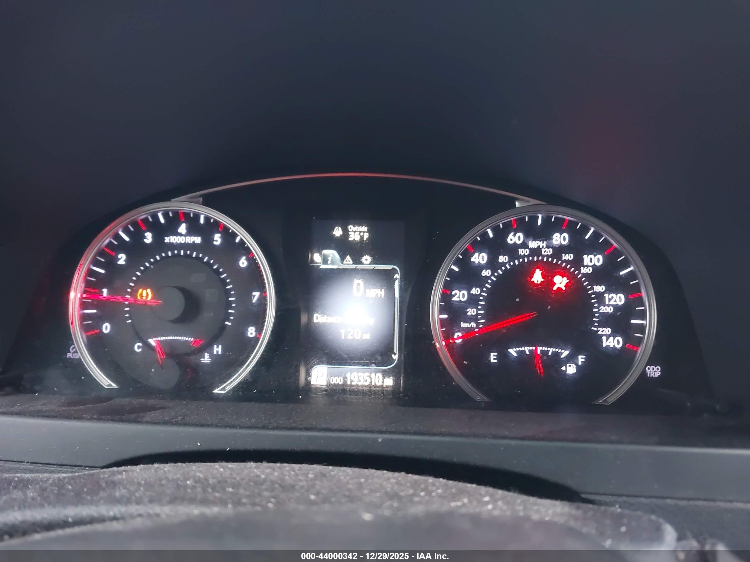 TOYOTA CAMRY image 7