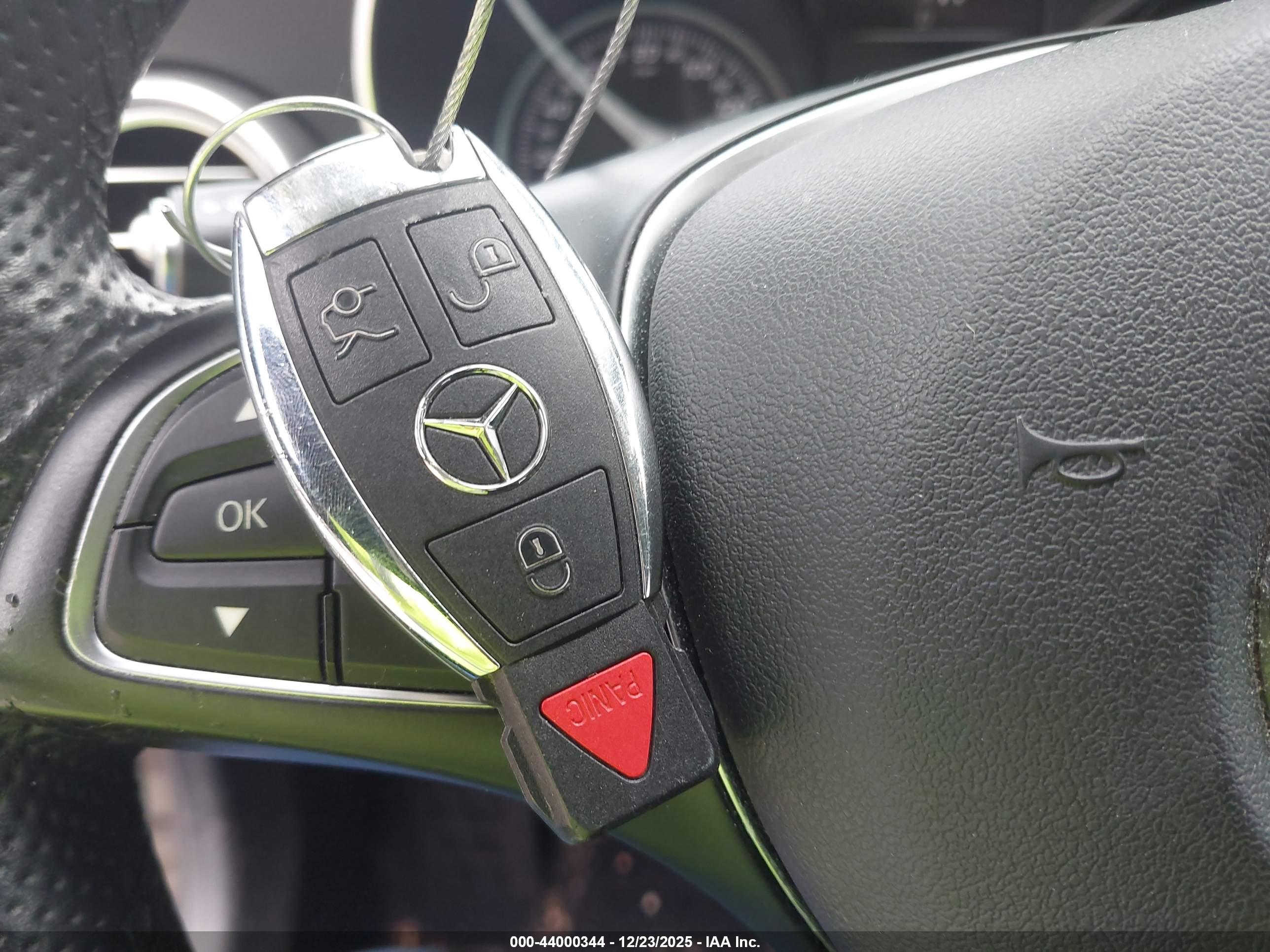 MERCEDES-BENZ C image 11
