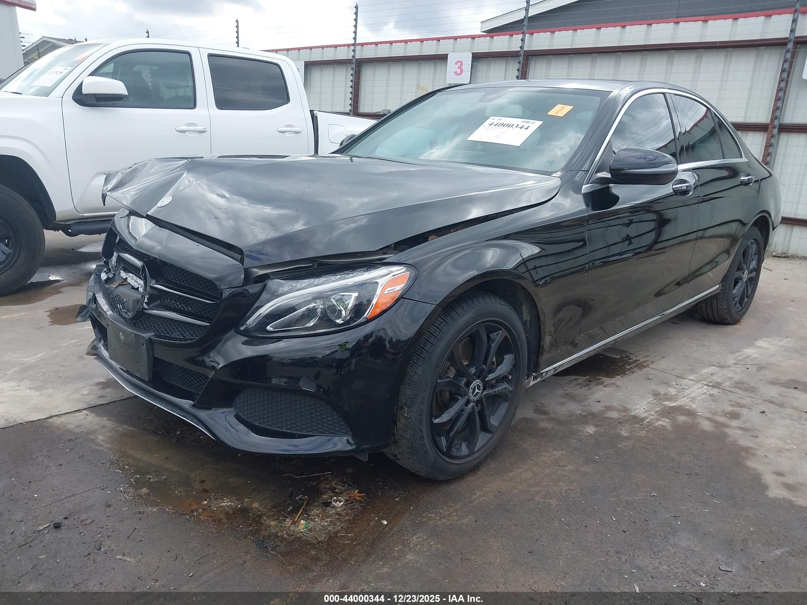 MERCEDES-BENZ C image 2