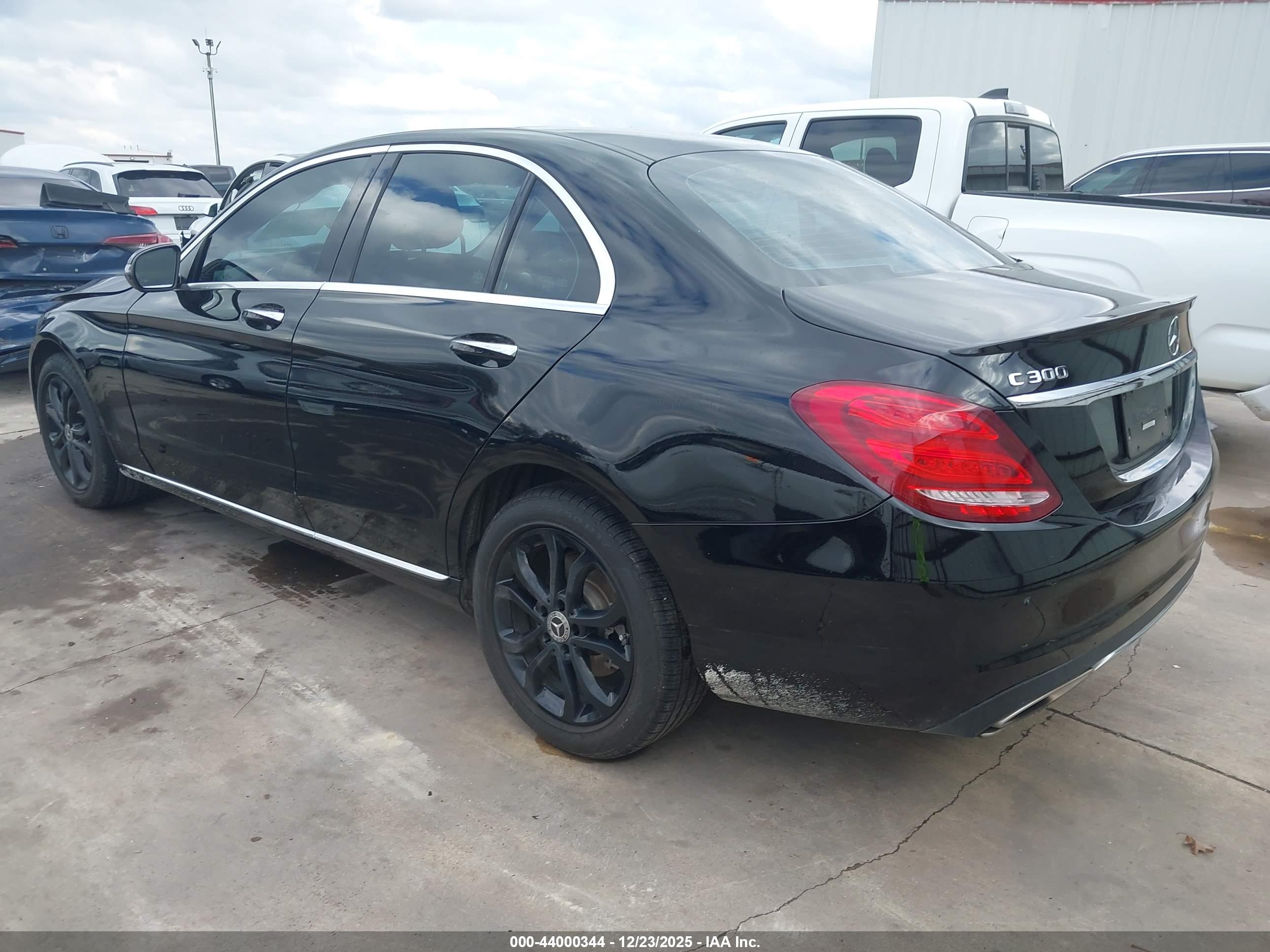 MERCEDES-BENZ C image 3