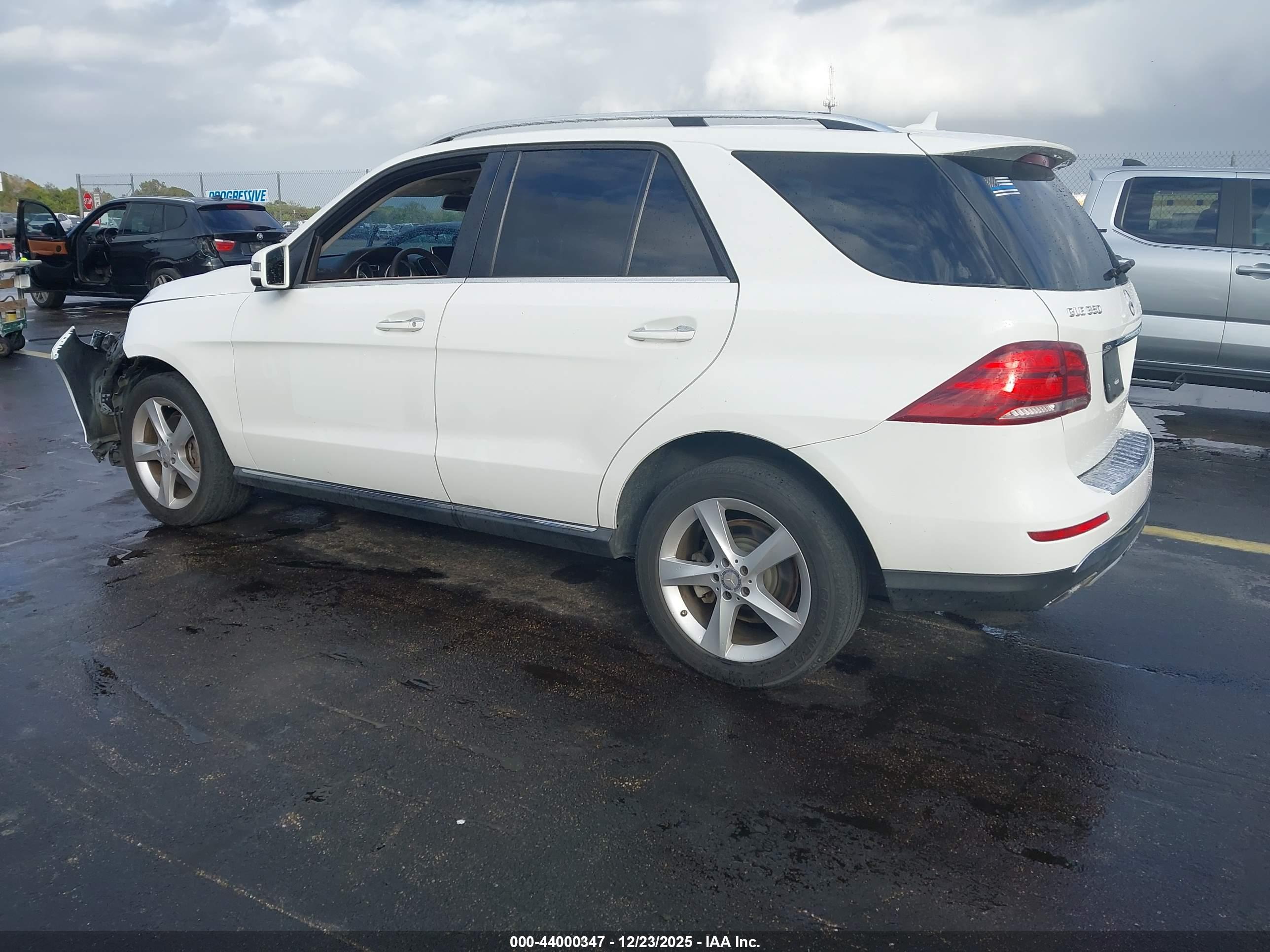 MERCEDES-BENZ GLE image 3