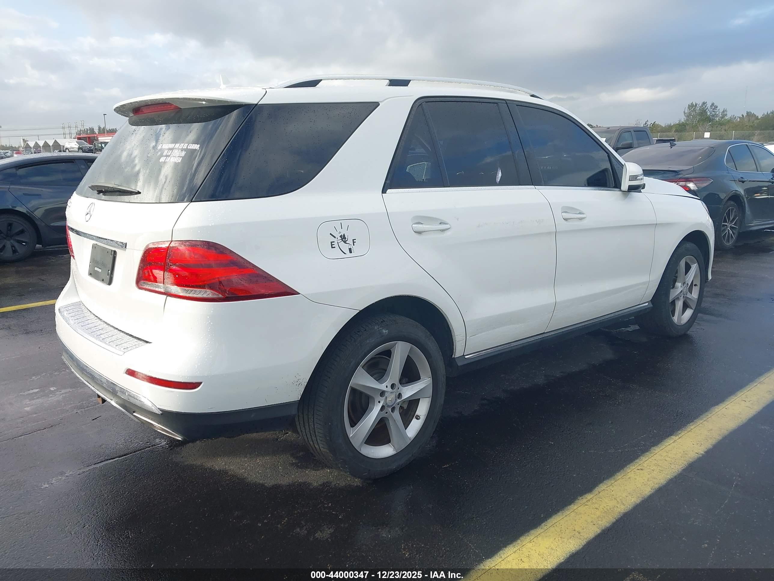 MERCEDES-BENZ GLE image 4