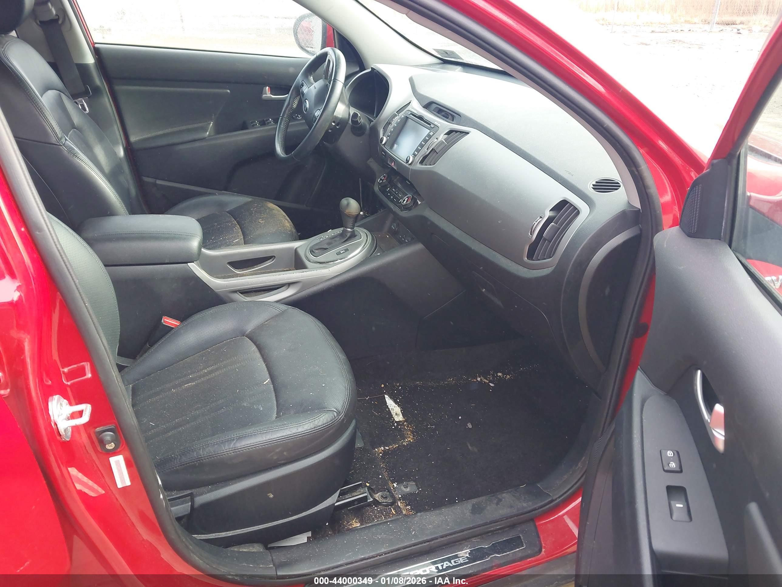 KIA SPORTAGE image 5