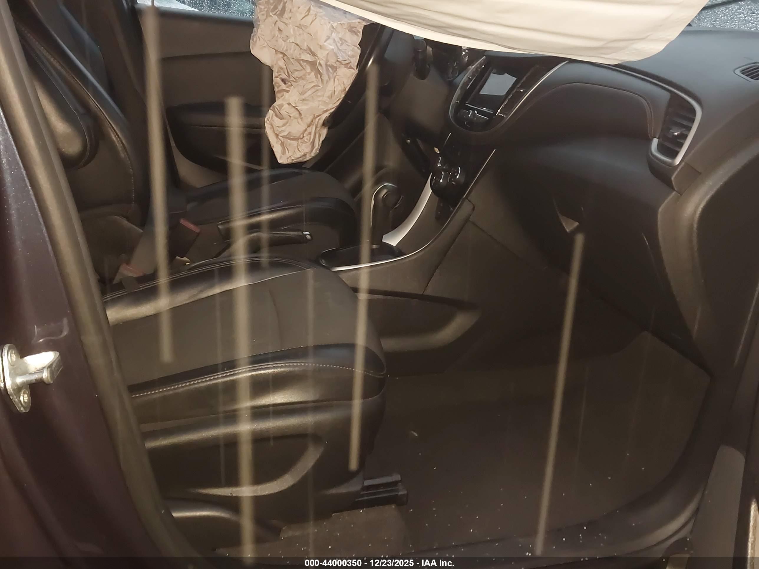 CHEVROLET TRAX image 5