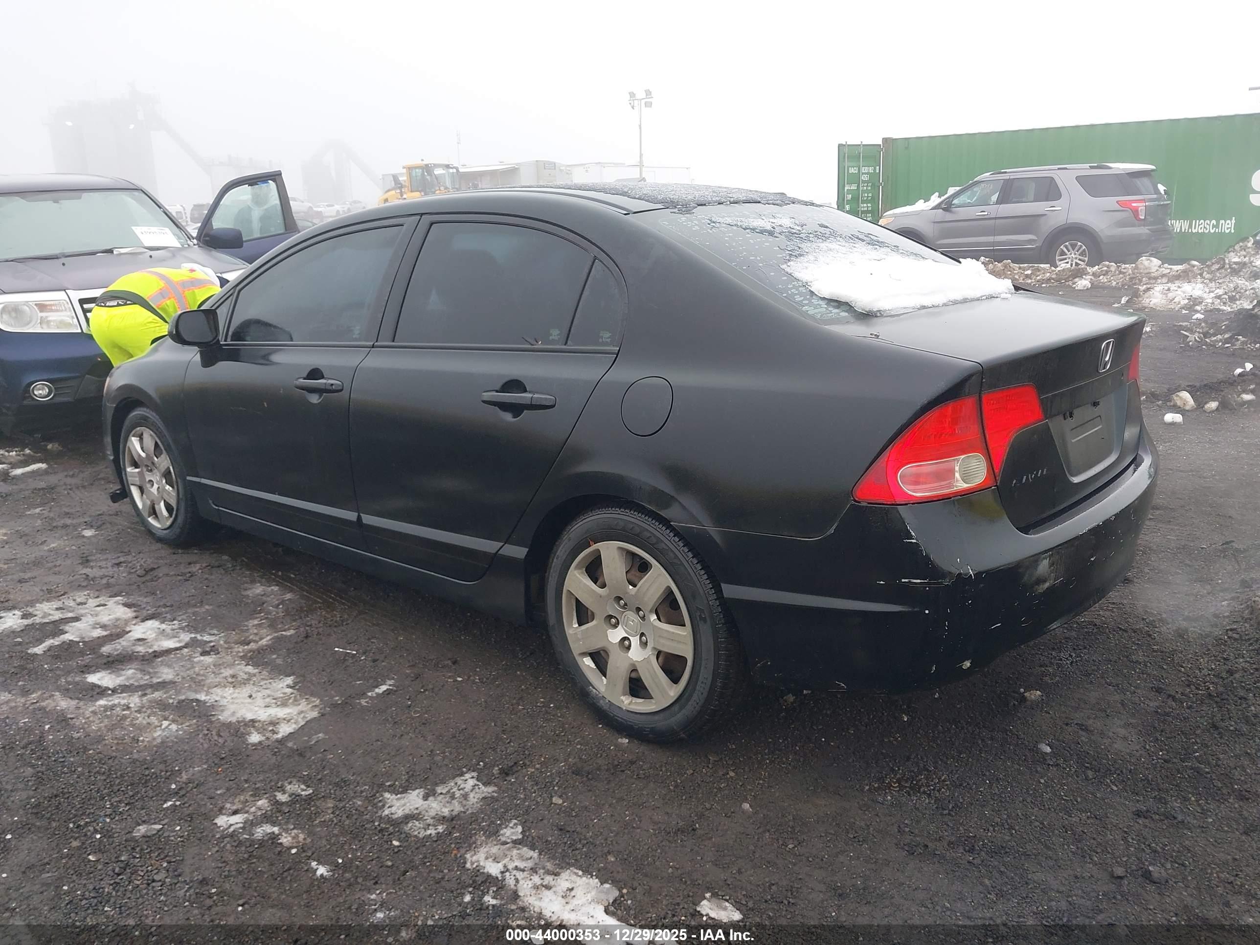 HONDA CIVIC image 3