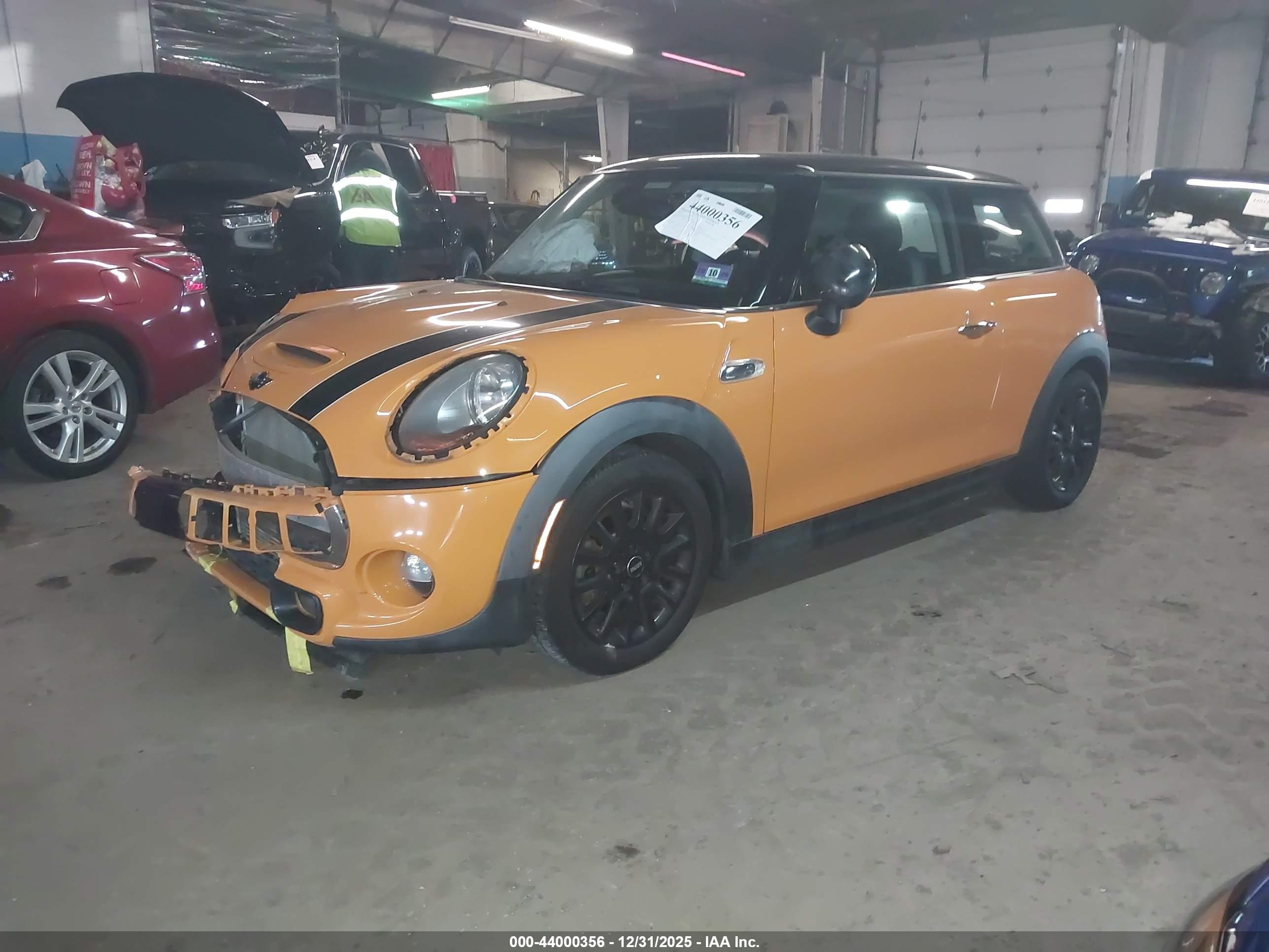 MINI HARDTOP image 2
