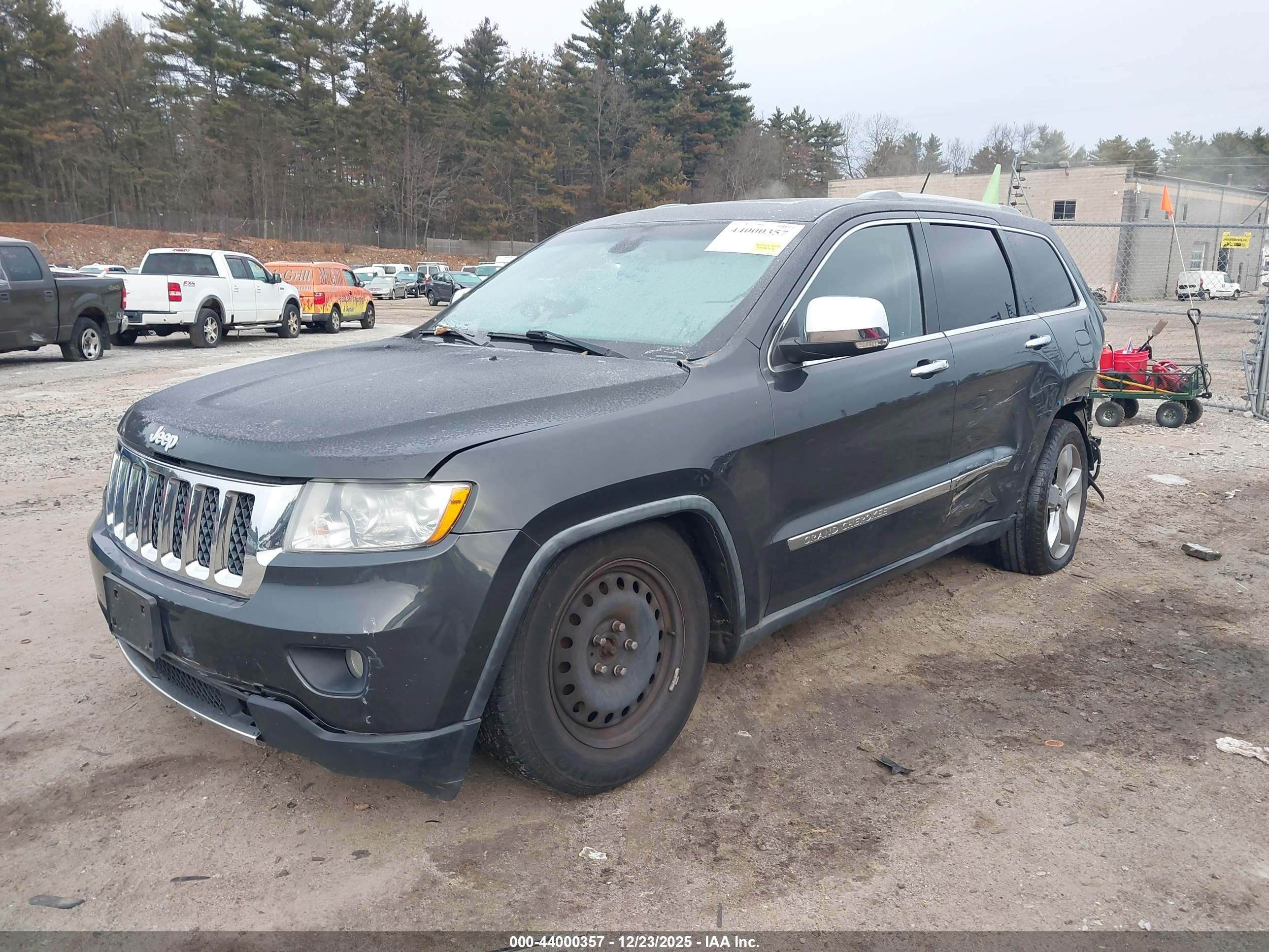JEEP GRAND image 2