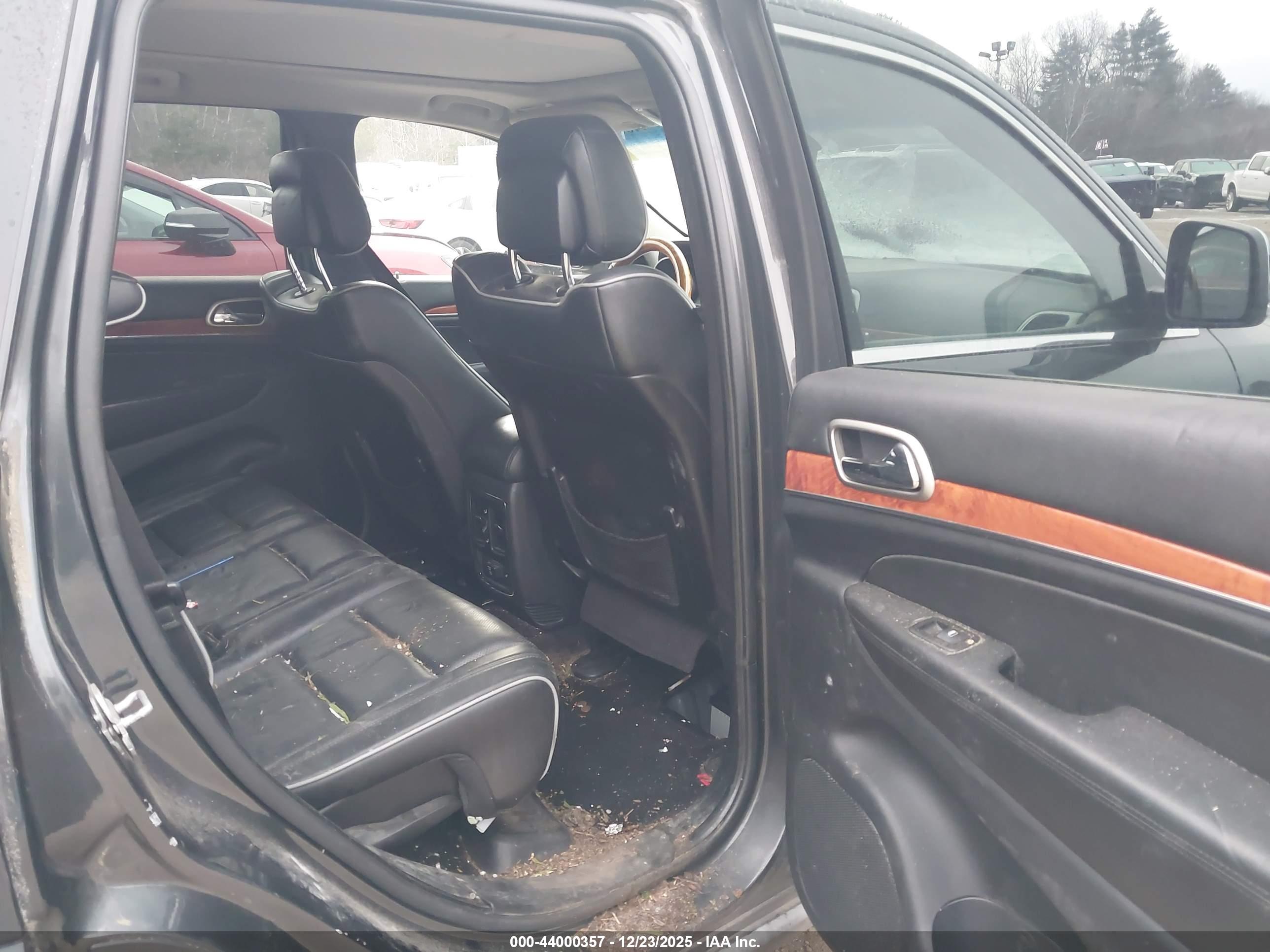 JEEP GRAND image 8