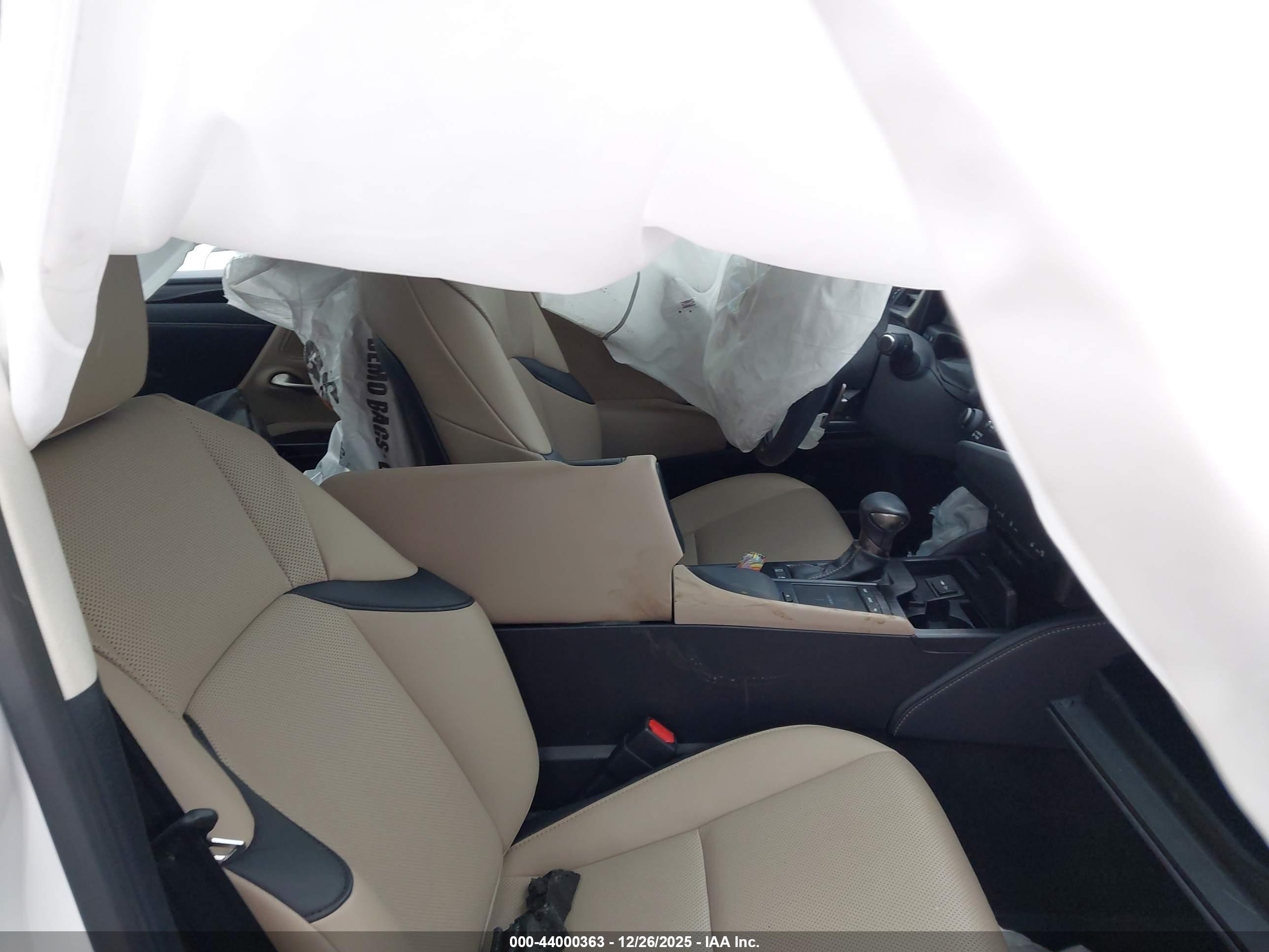 LEXUS ES image 5