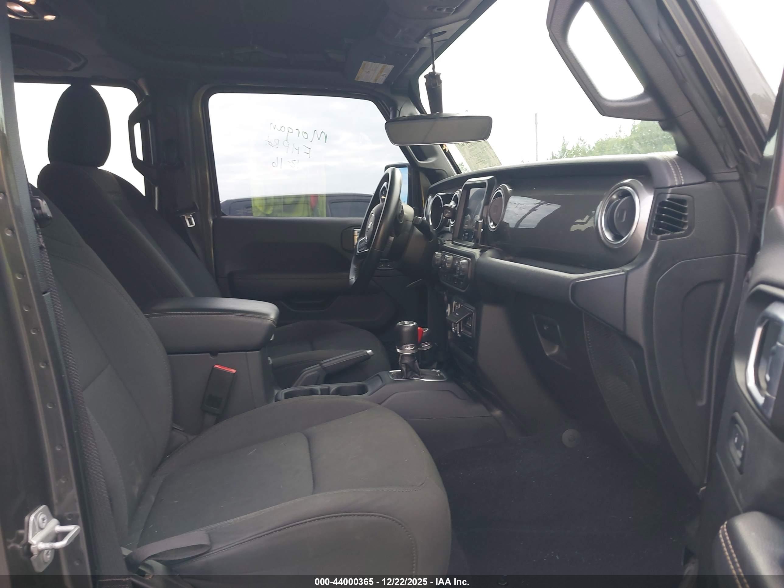JEEP WRANGLER image 5
