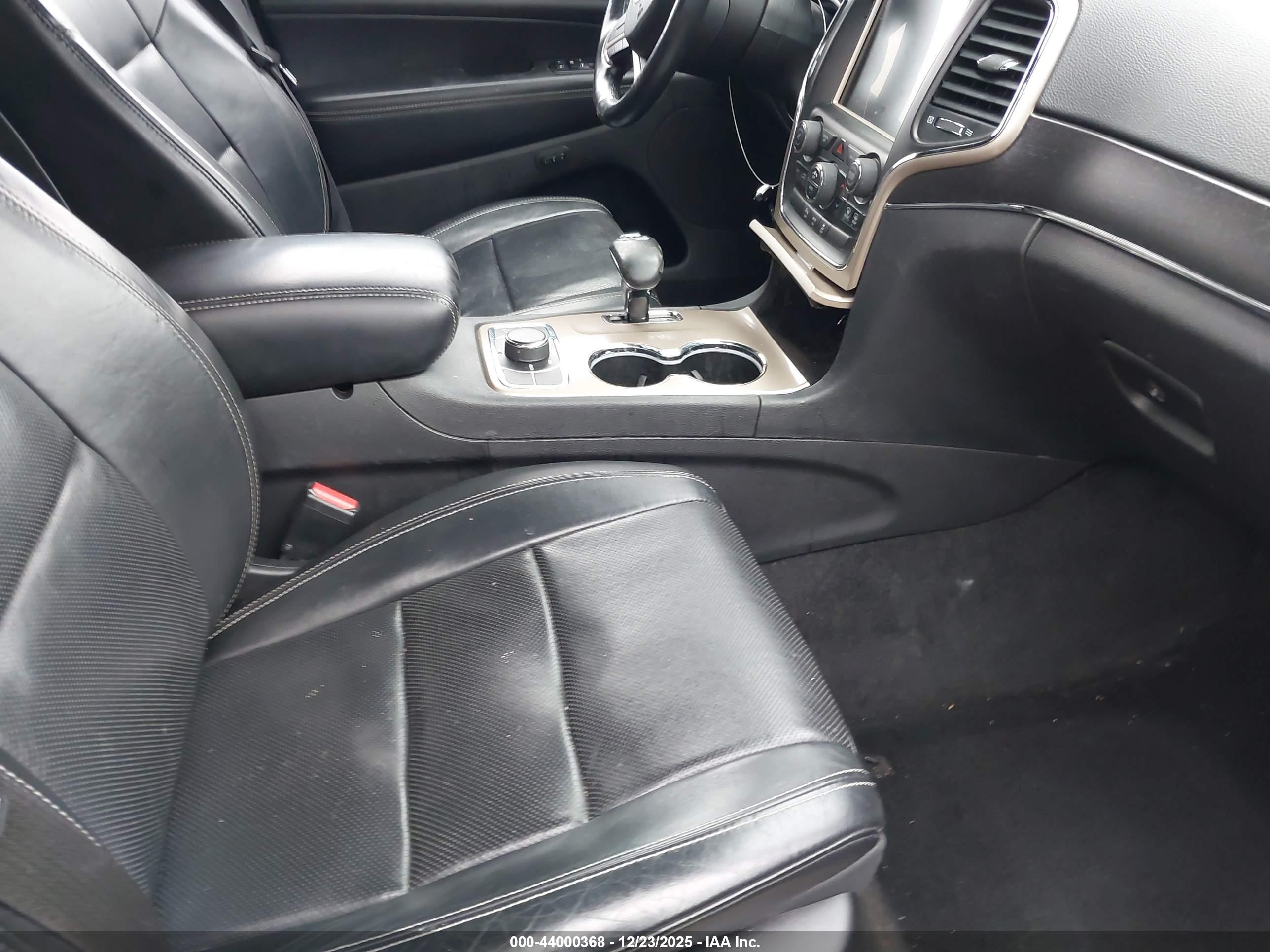 JEEP GRAND image 5
