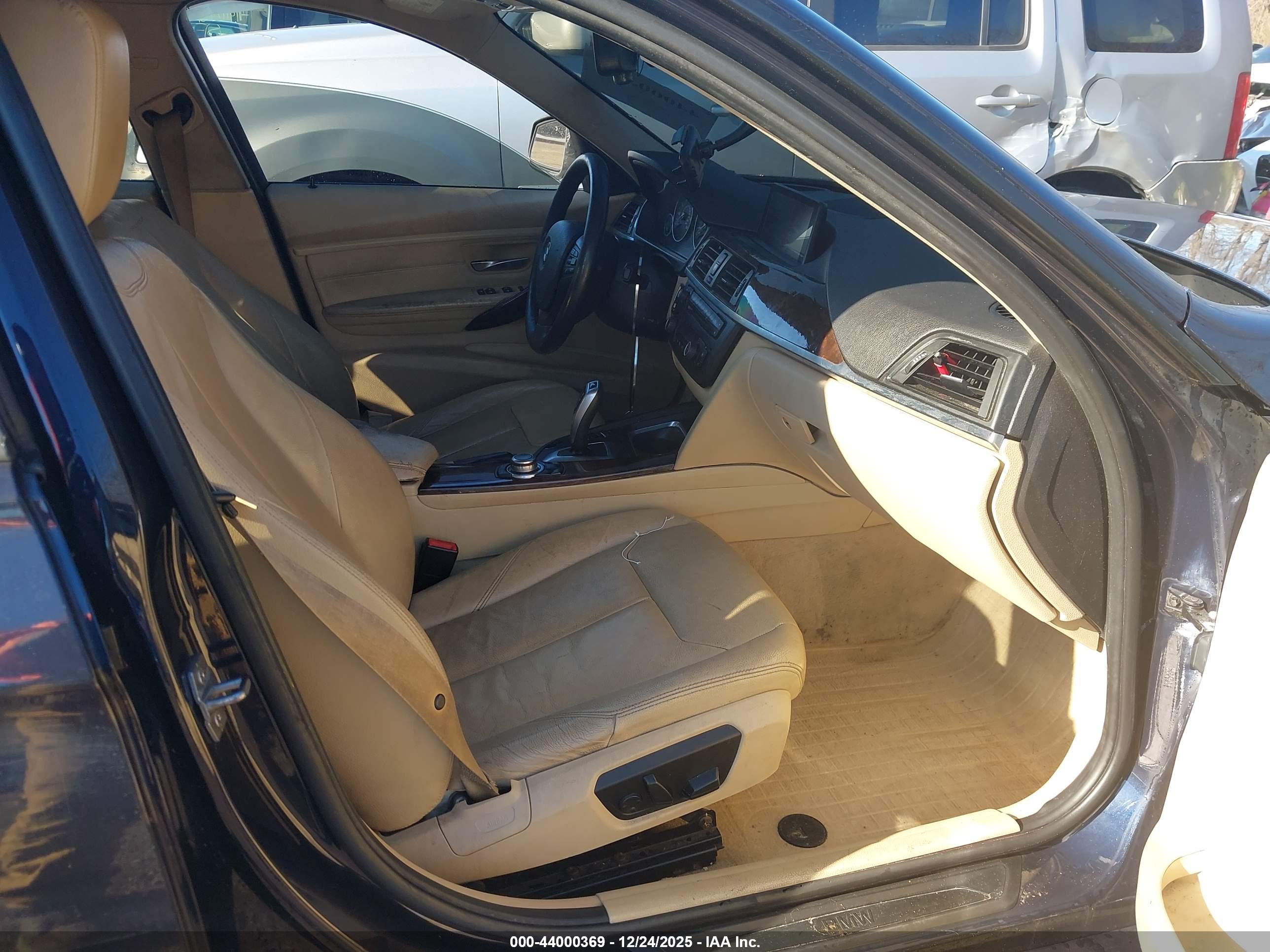BMW 328I image 5