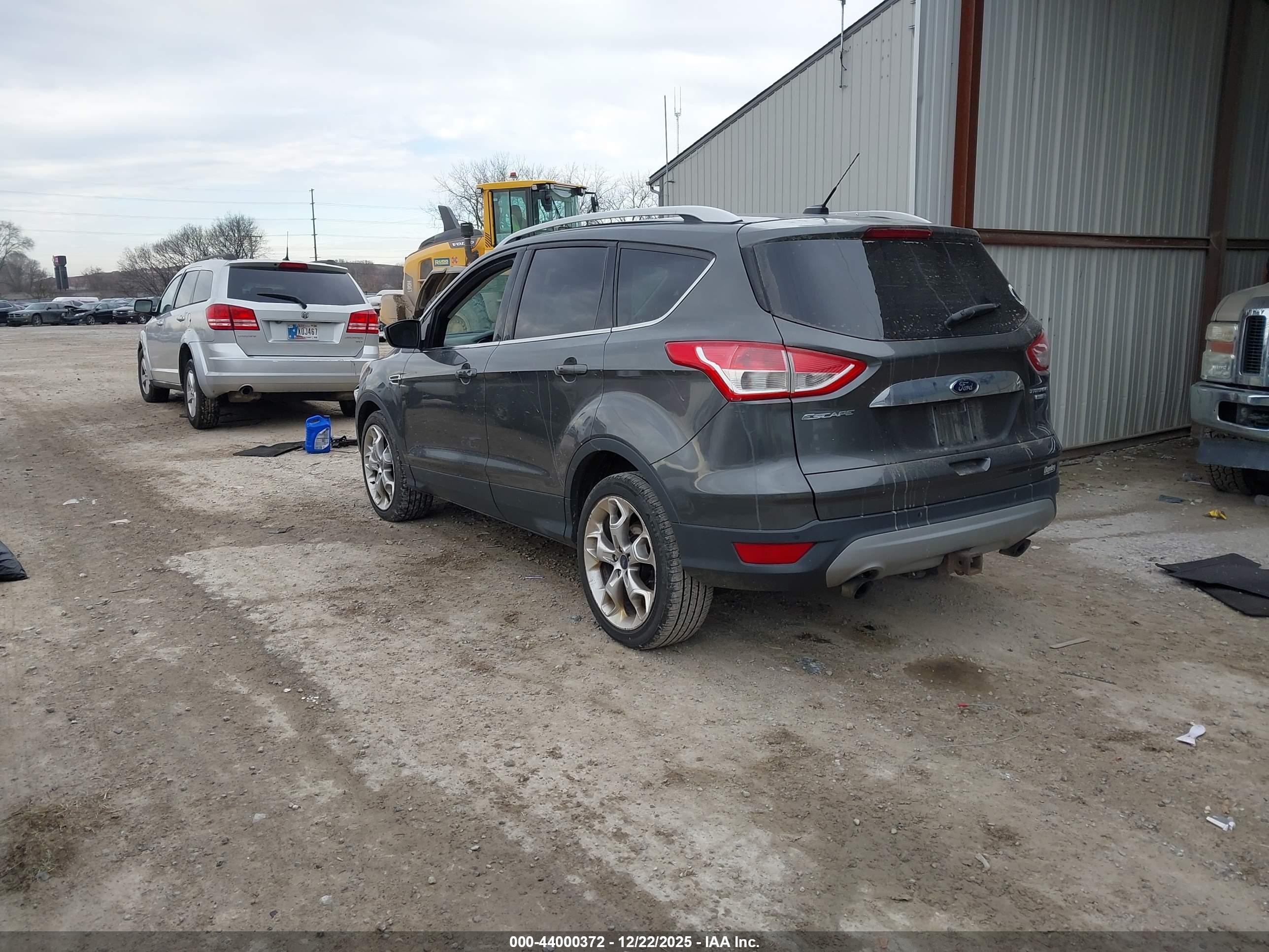 FORD ESCAPE image 3