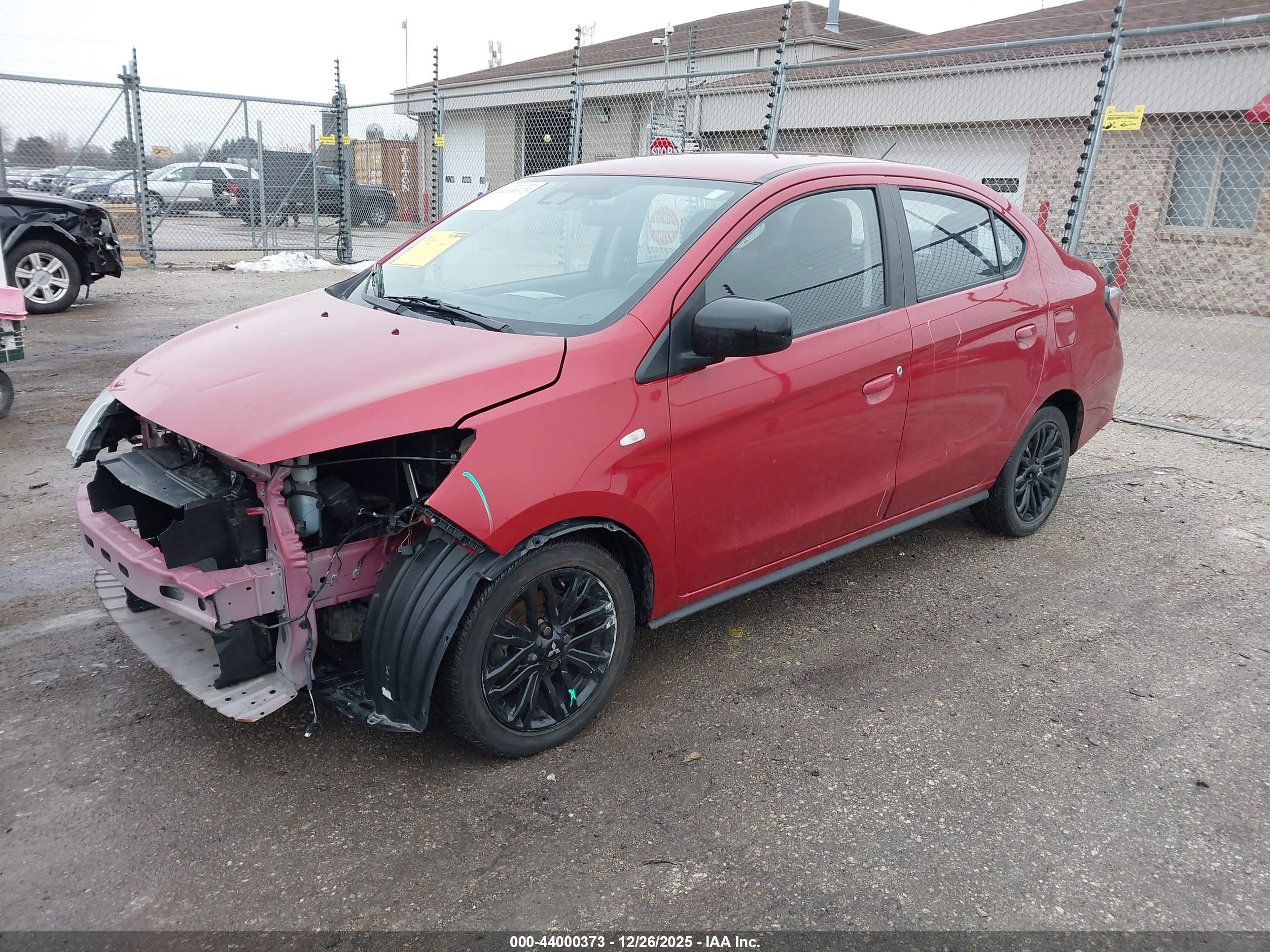 MITSUBISHI MIRAGE image 2