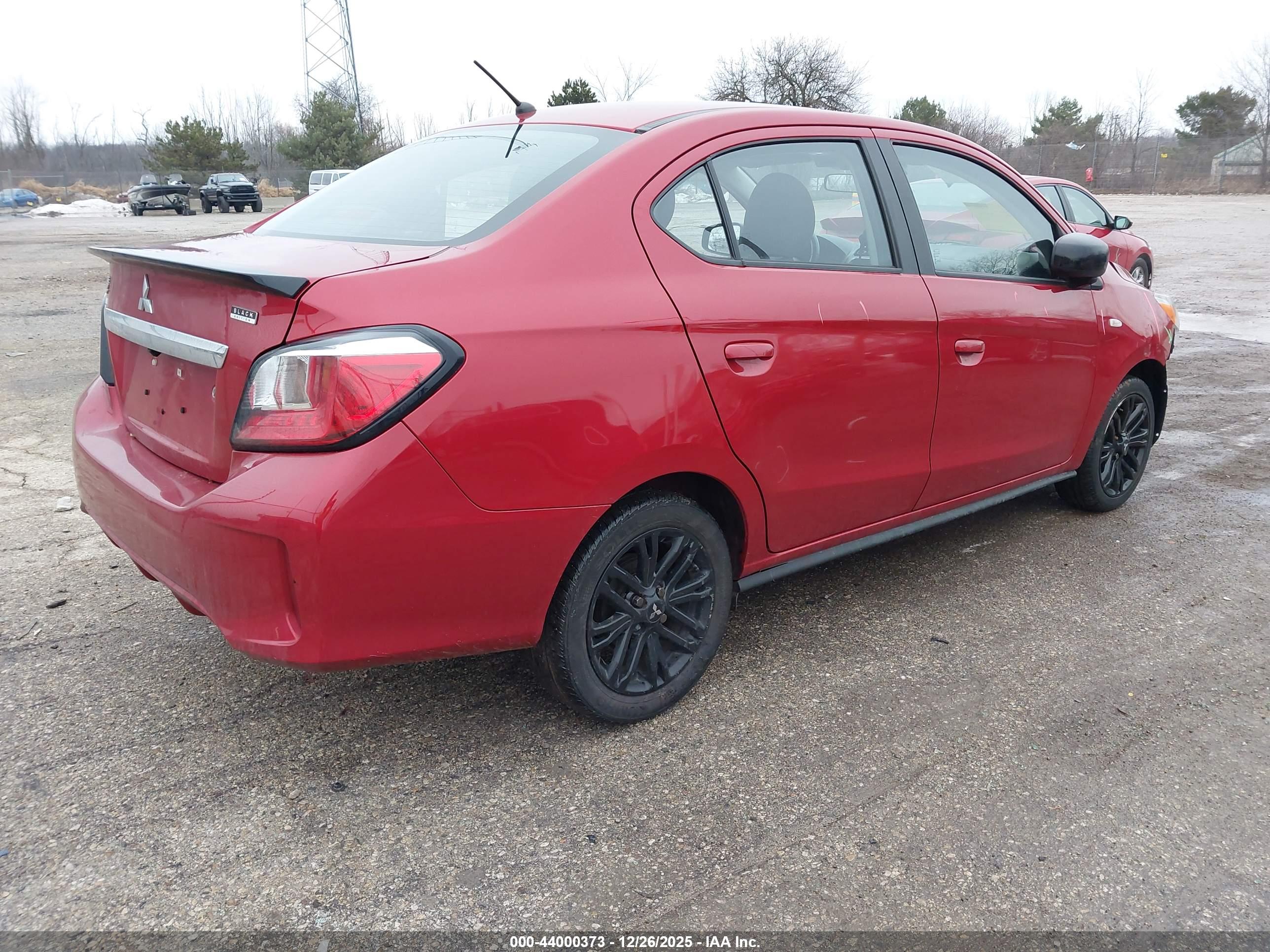 MITSUBISHI MIRAGE image 4