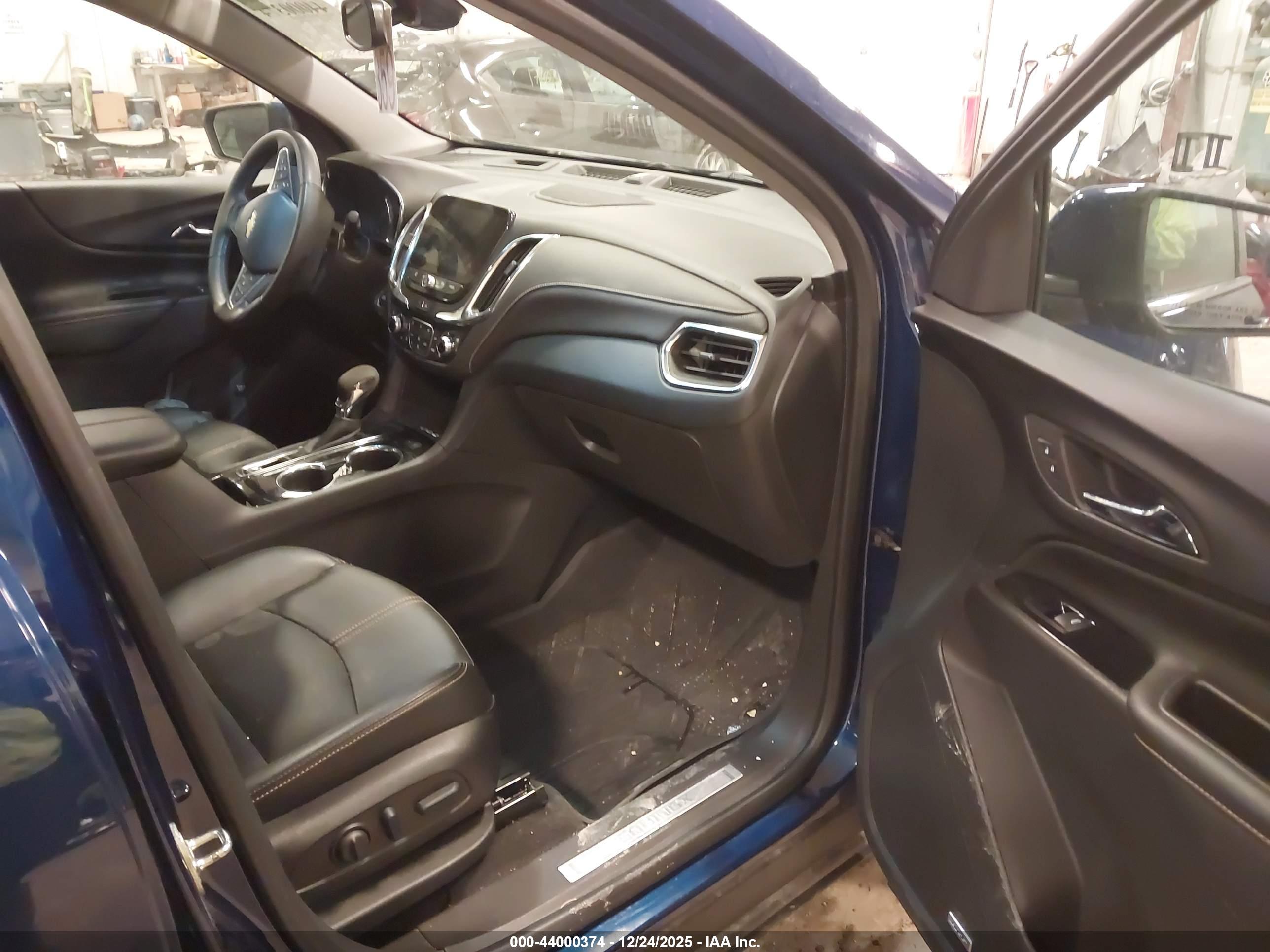 CHEVROLET EQUINOX image 5
