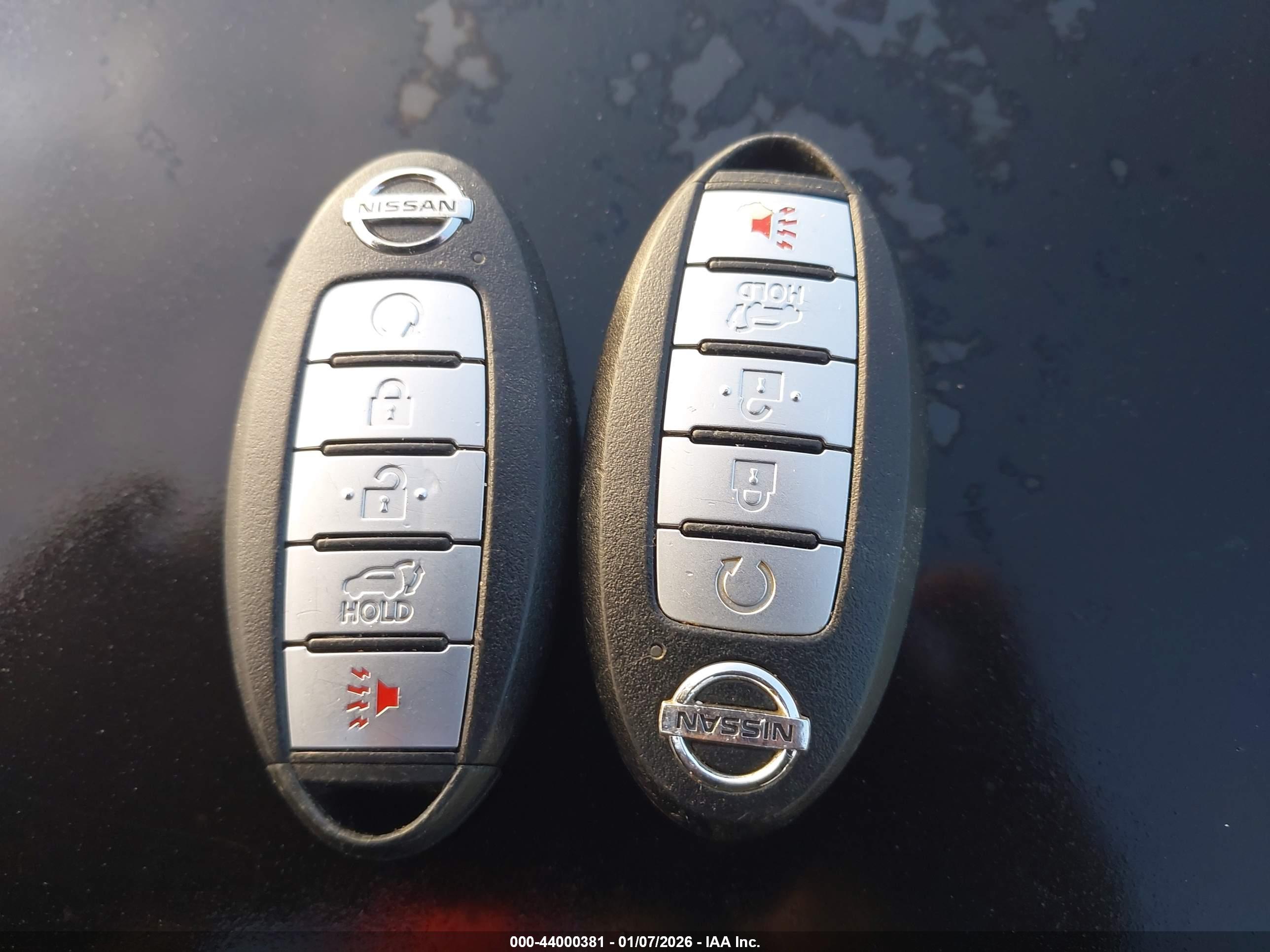 NISSAN ROGUE image 11