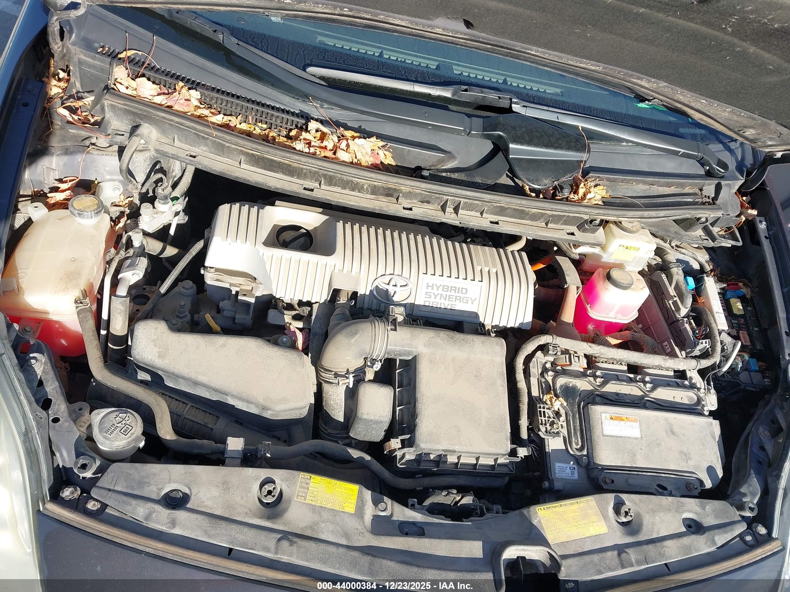 TOYOTA PRIUS image 10