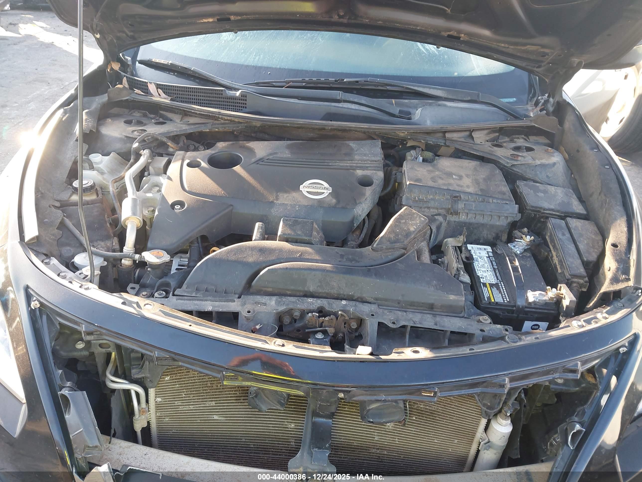 NISSAN ALTIMA image 10