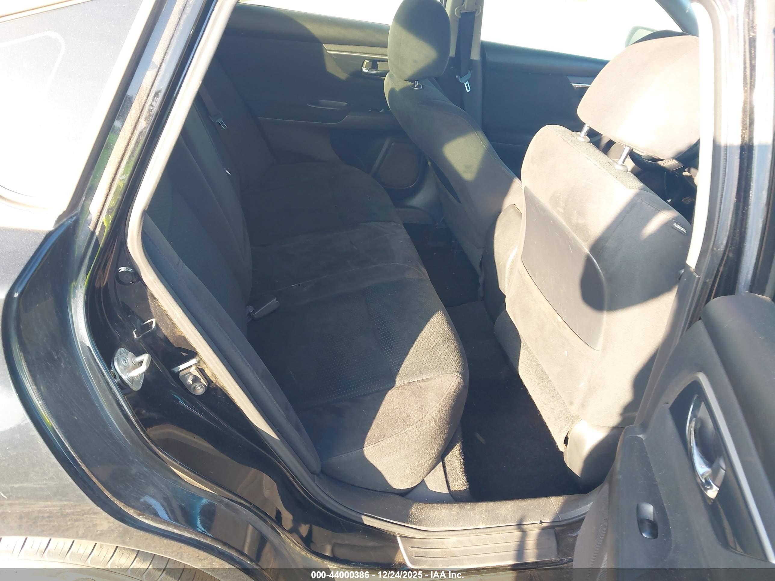 NISSAN ALTIMA image 8