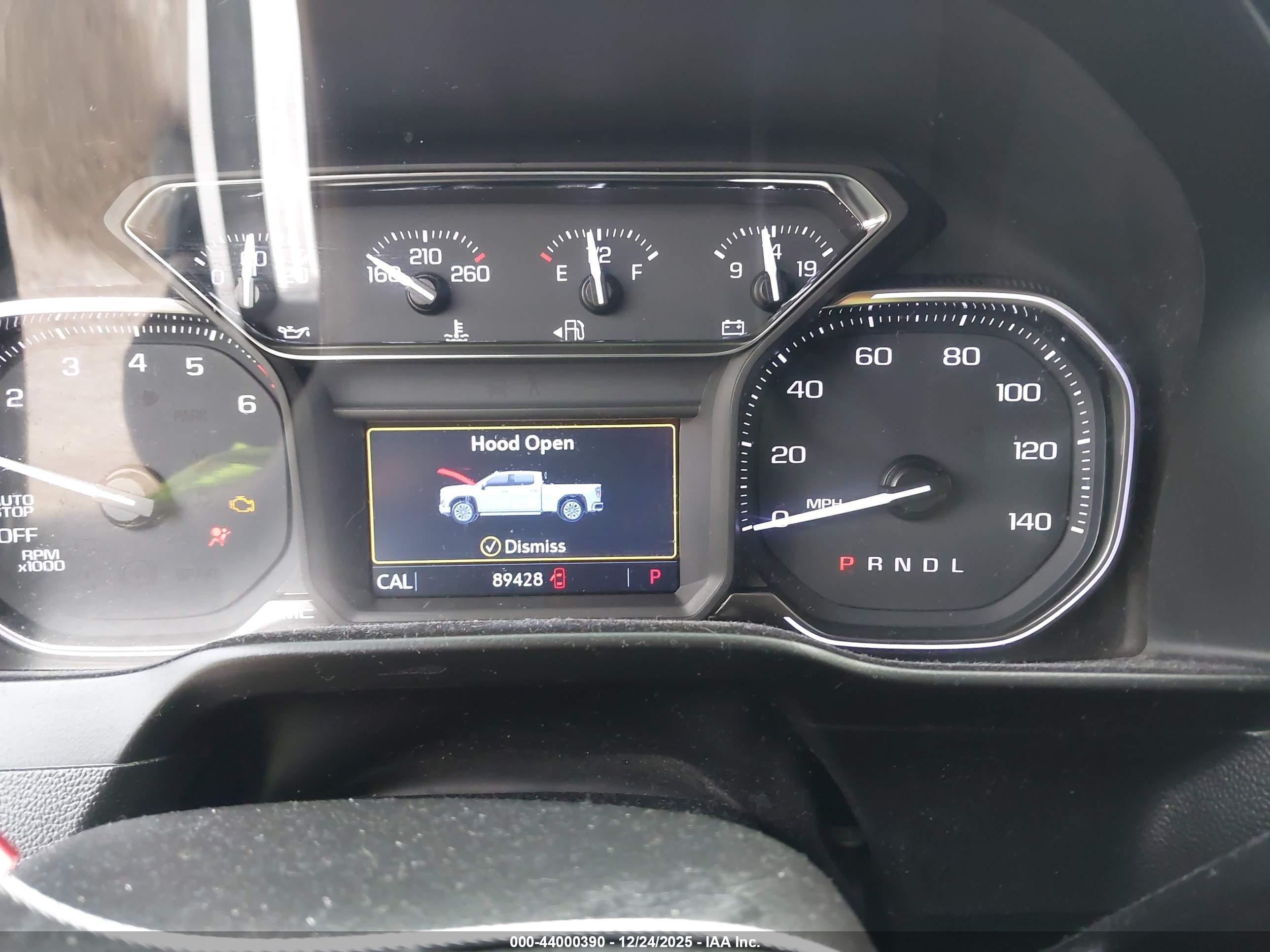 GMC SIERRA image 7