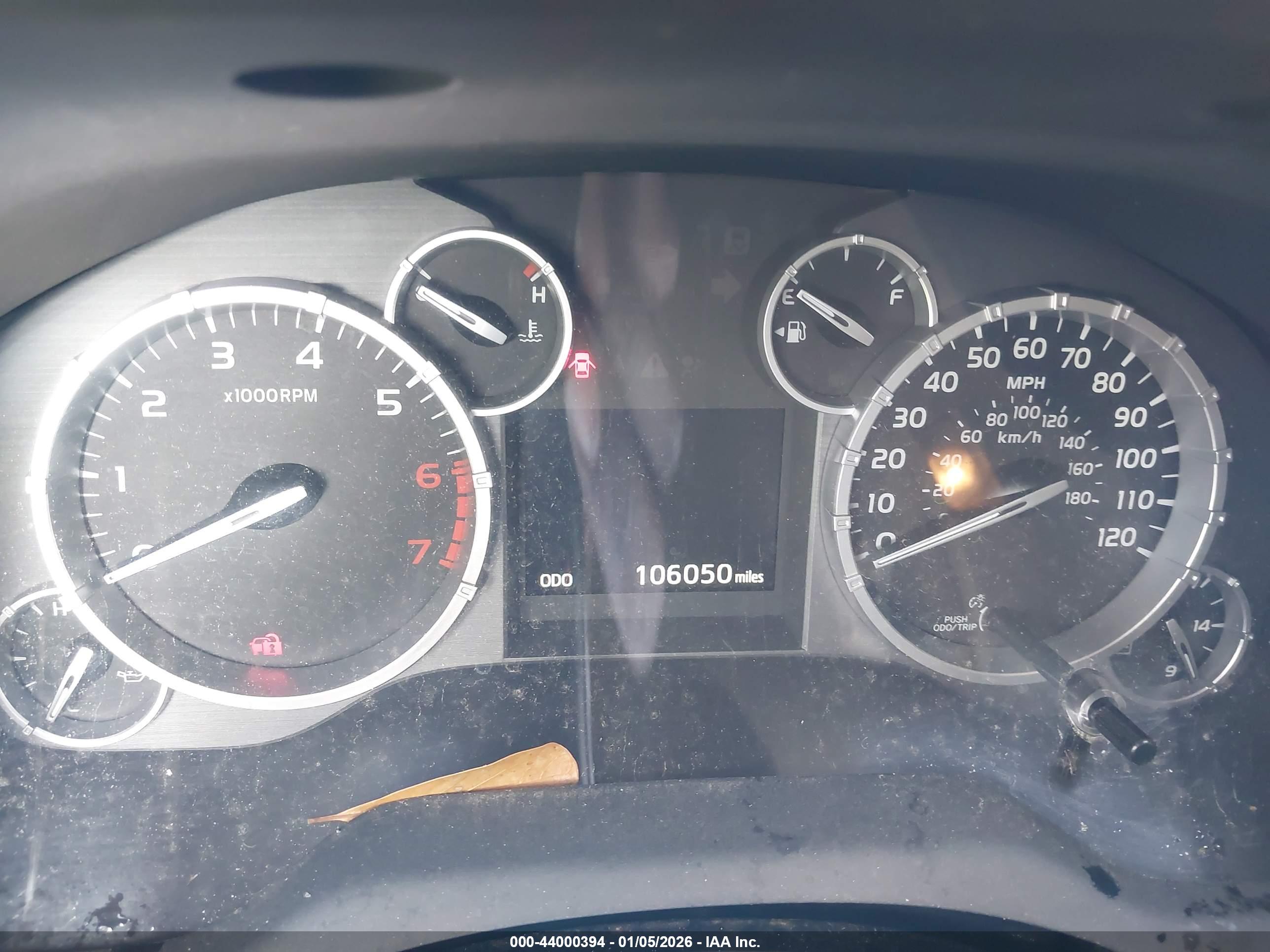 TOYOTA TUNDRA image 7
