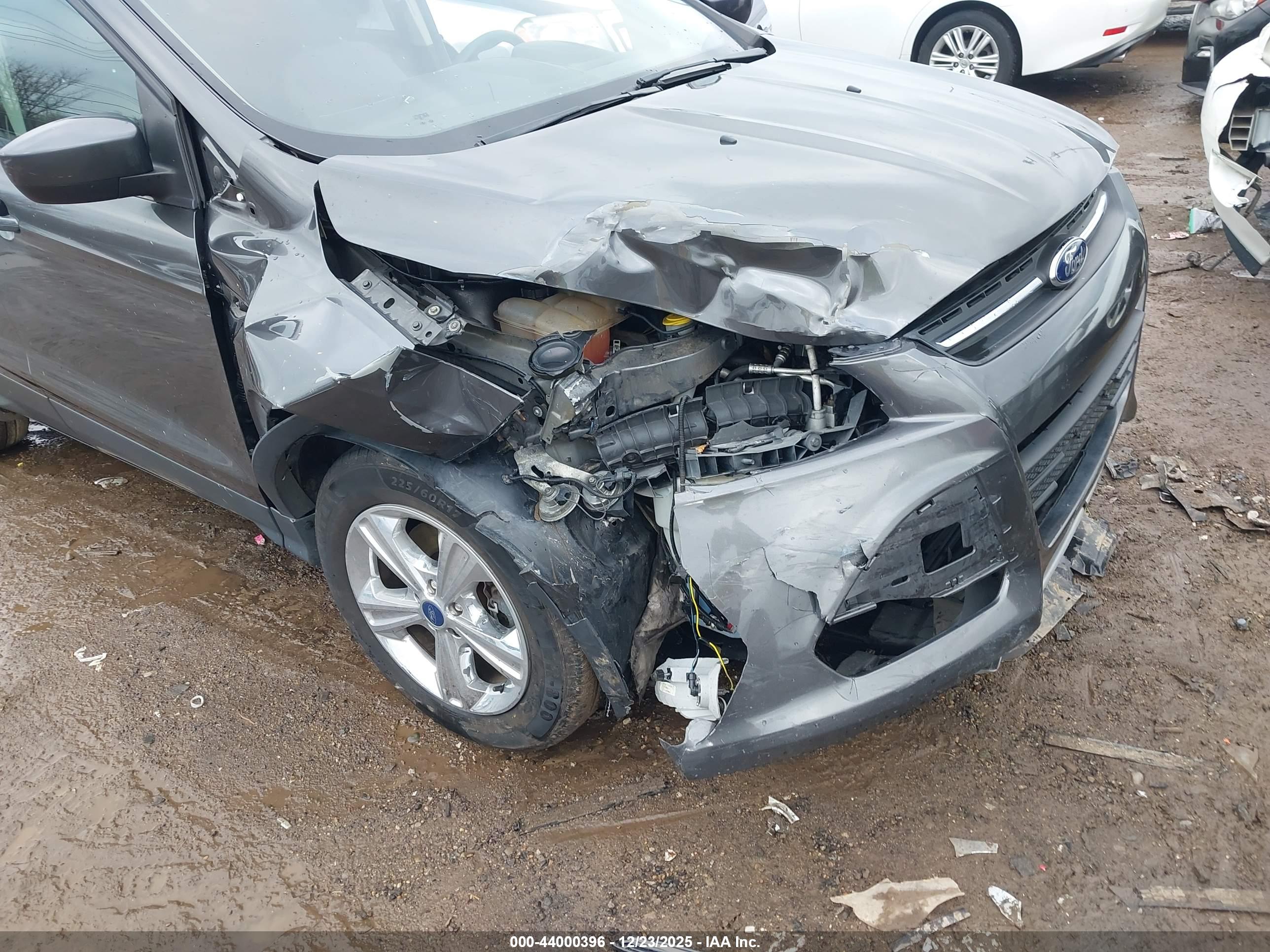 FORD ESCAPE image 6