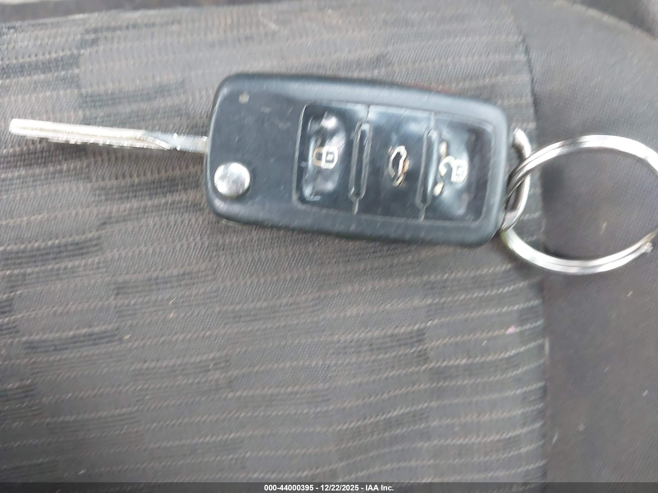 VOLKSWAGEN TIGUAN image 11