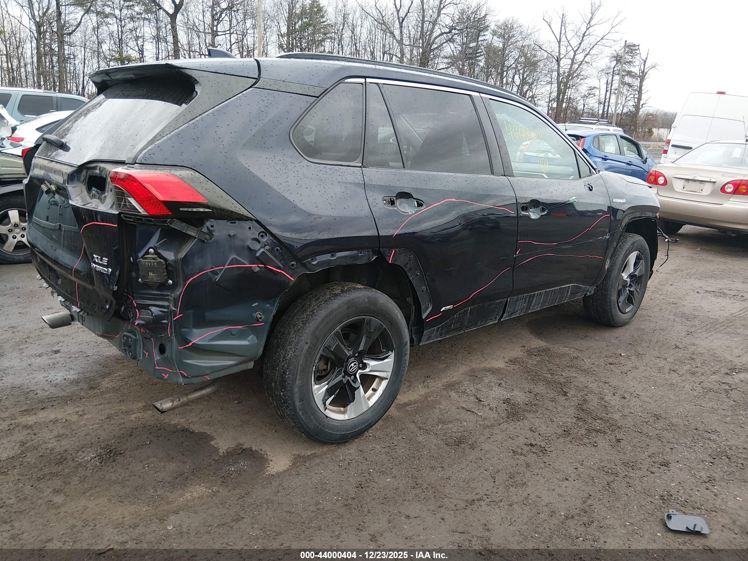 TOYOTA RAV4 image 4