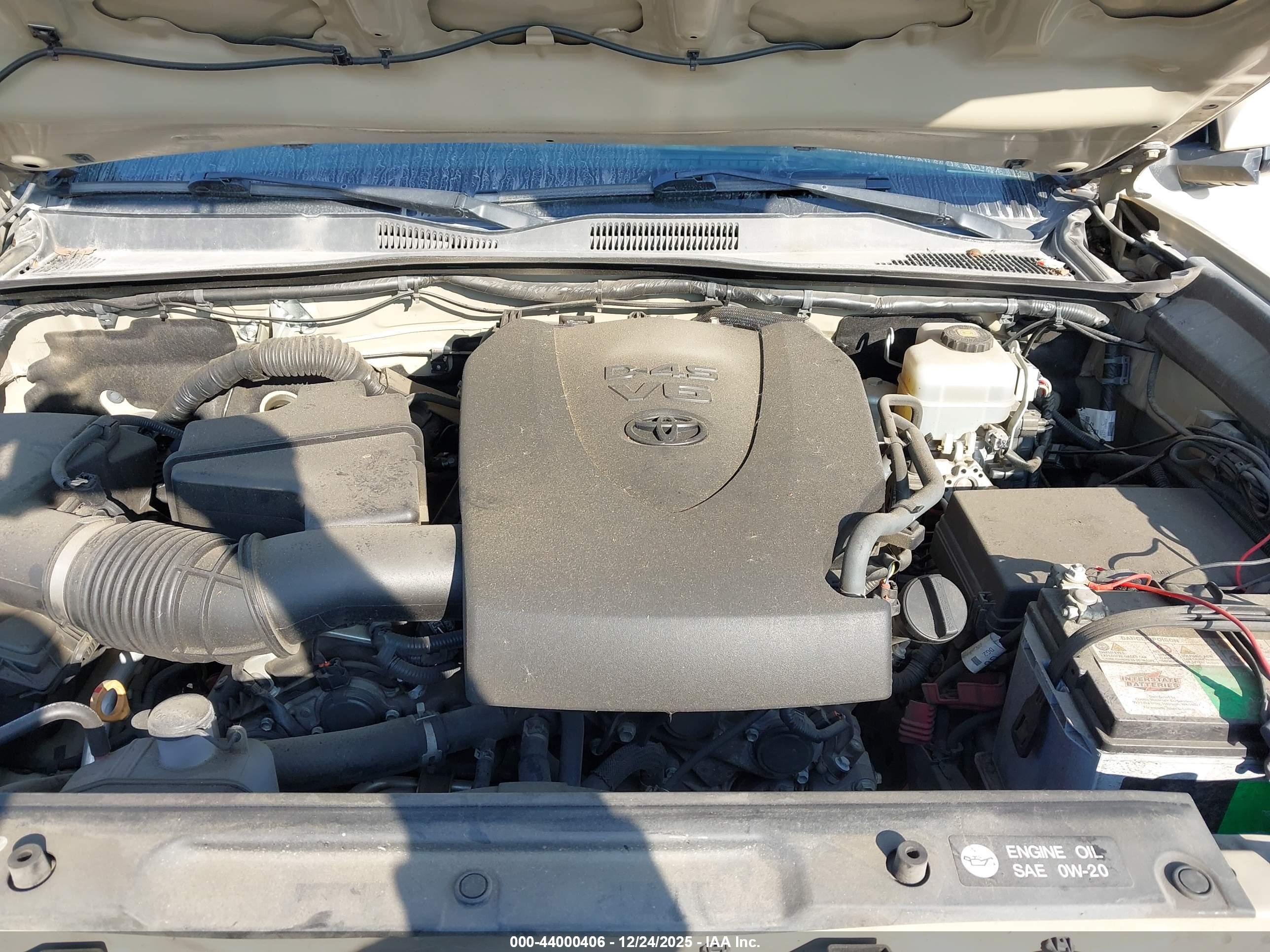 TOYOTA TACOMA image 10