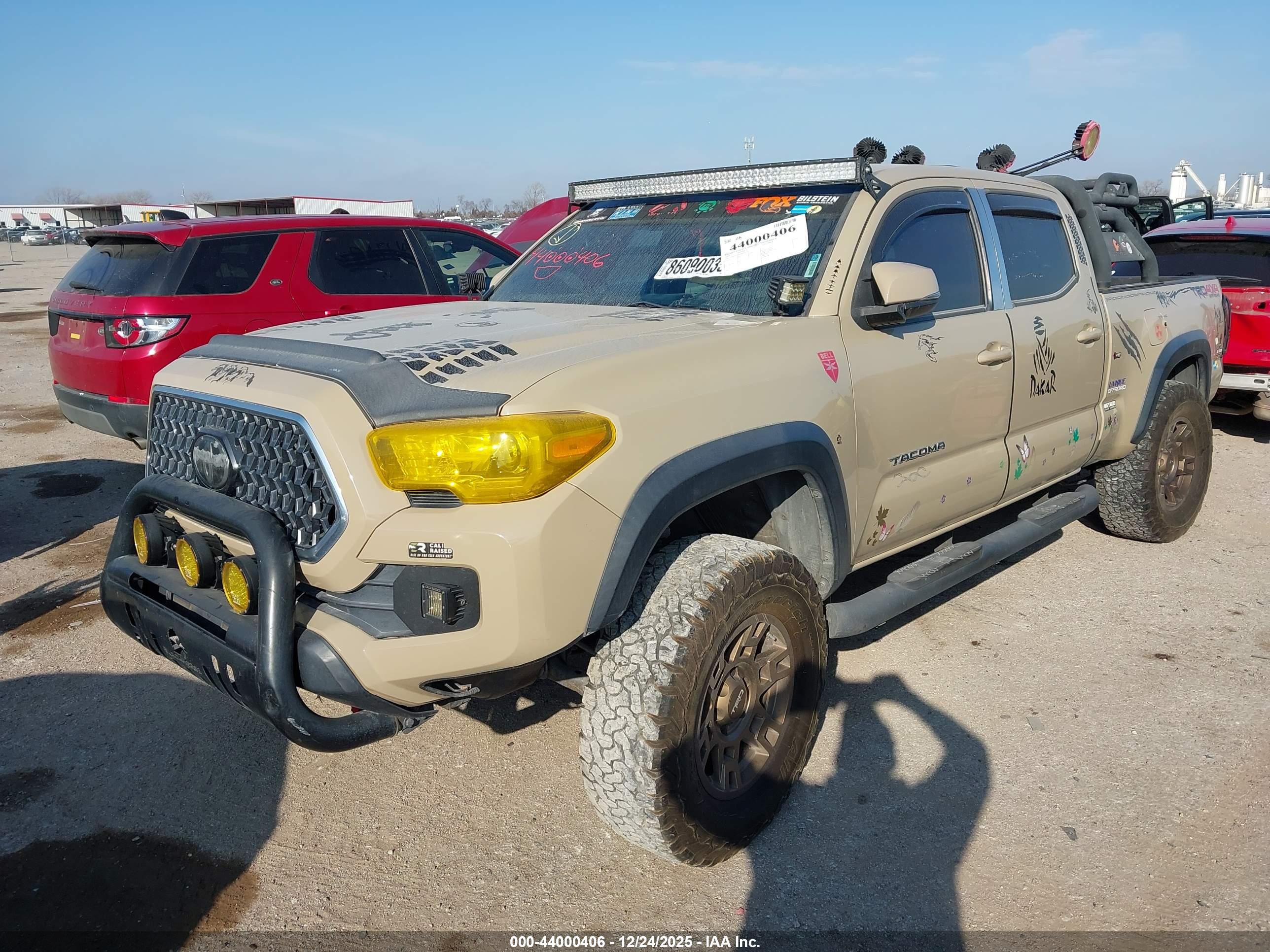 TOYOTA TACOMA image 2