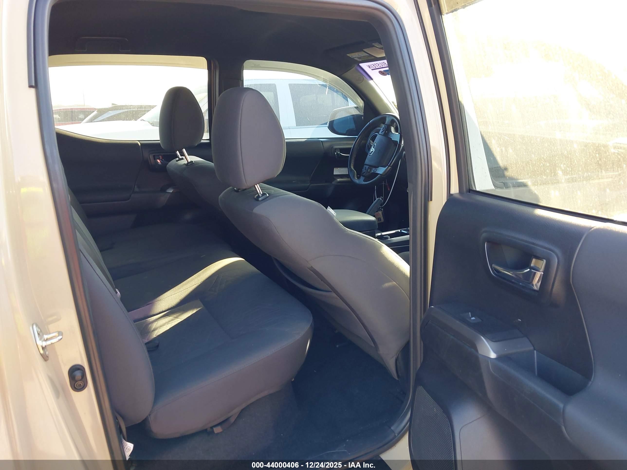 TOYOTA TACOMA image 8