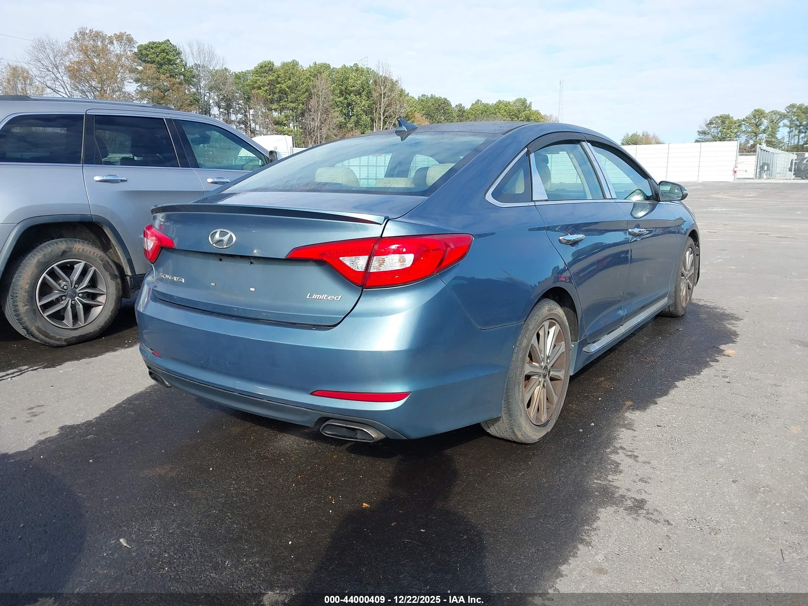 HYUNDAI SONATA image 4