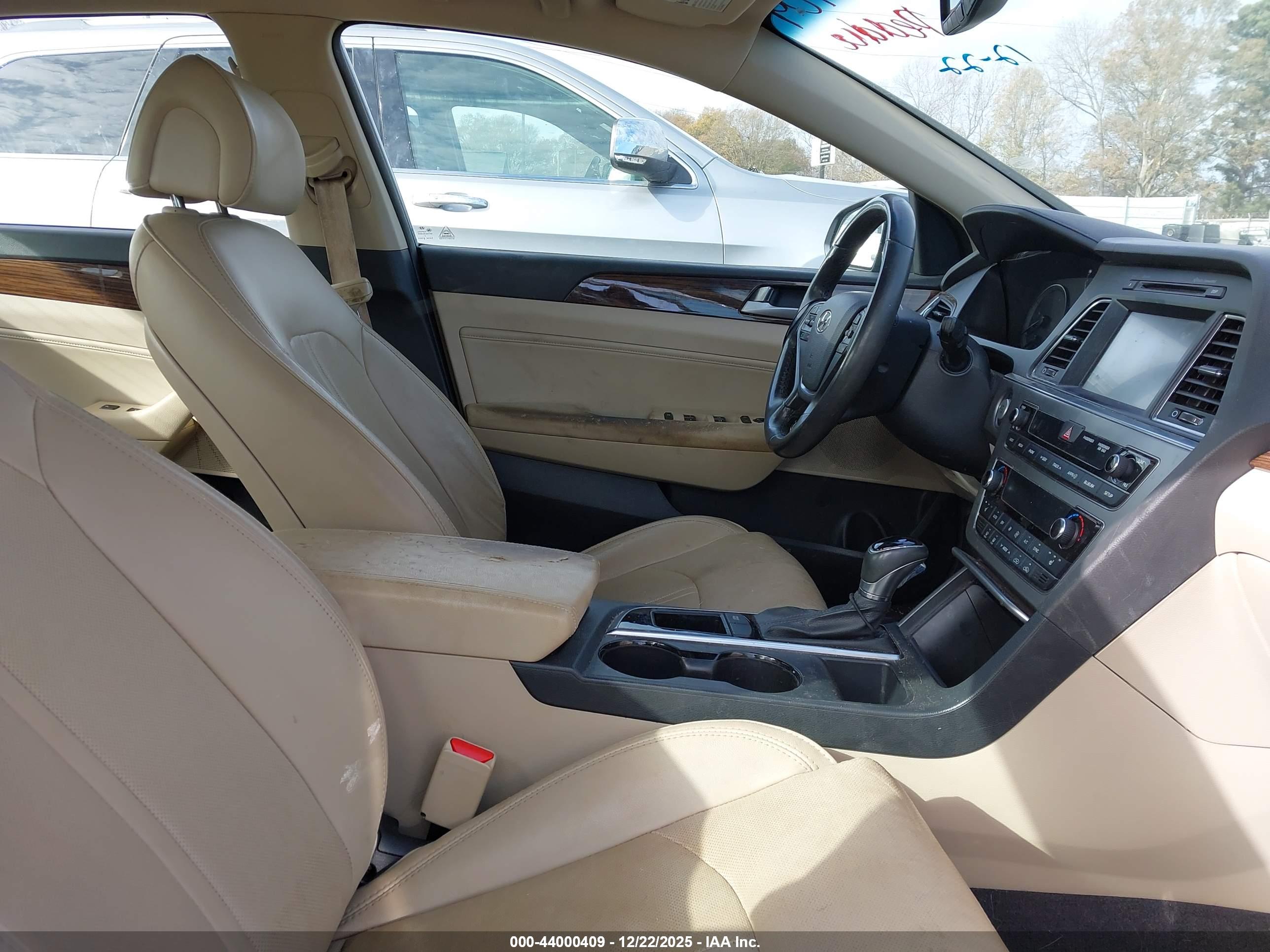 HYUNDAI SONATA image 5