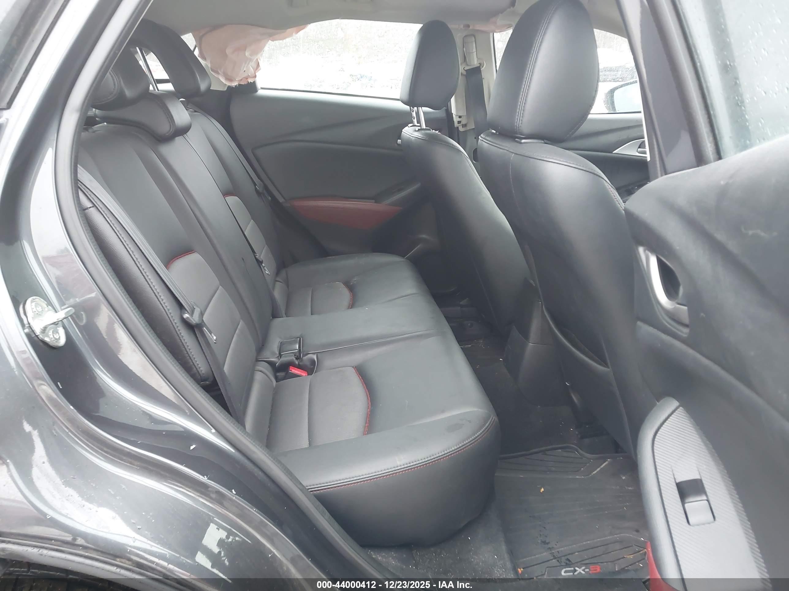 MAZDA CX-3 image 8