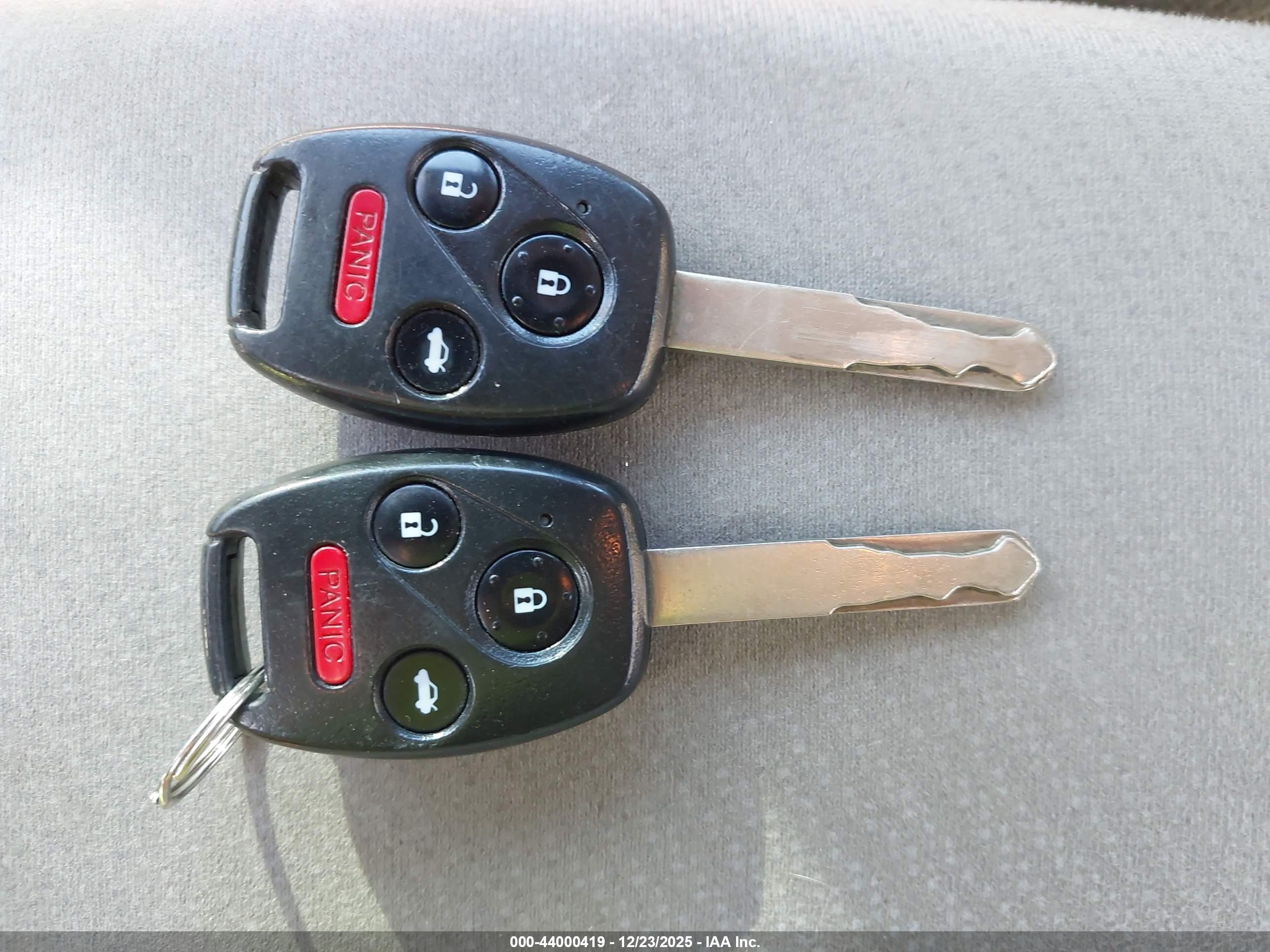 HONDA CIVIC image 11
