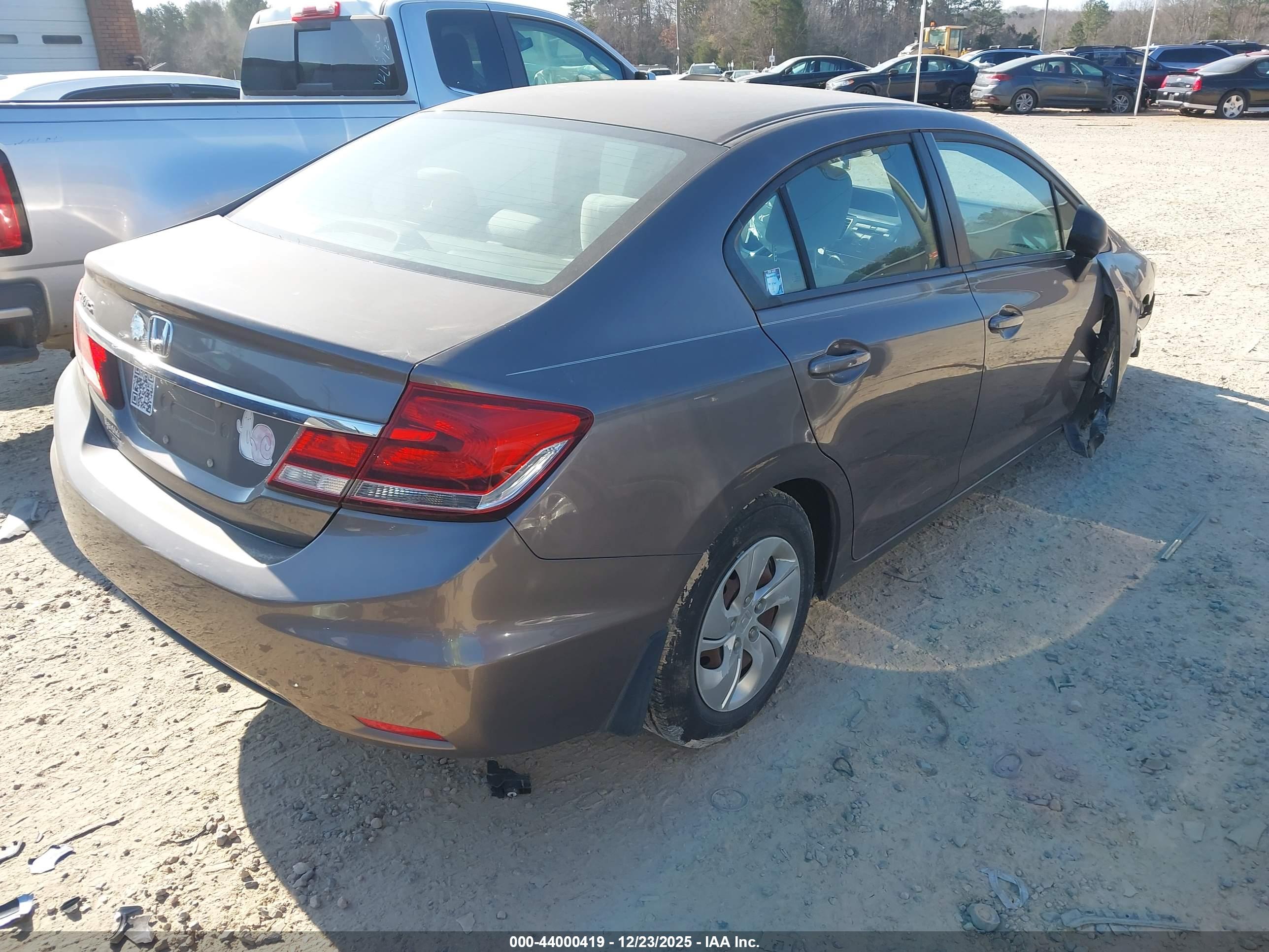 HONDA CIVIC image 4