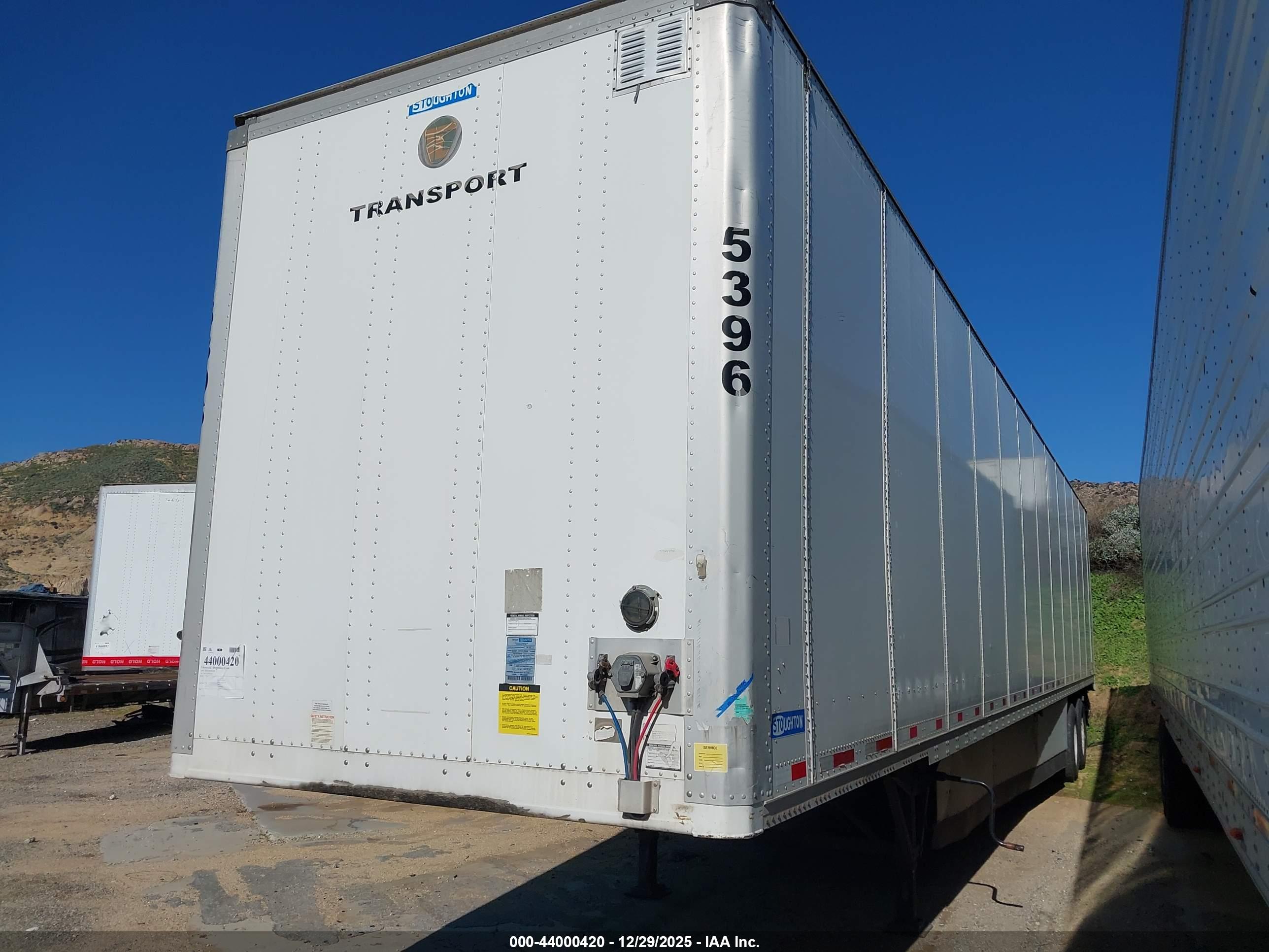 STOUGHTON TRAILERS image 2