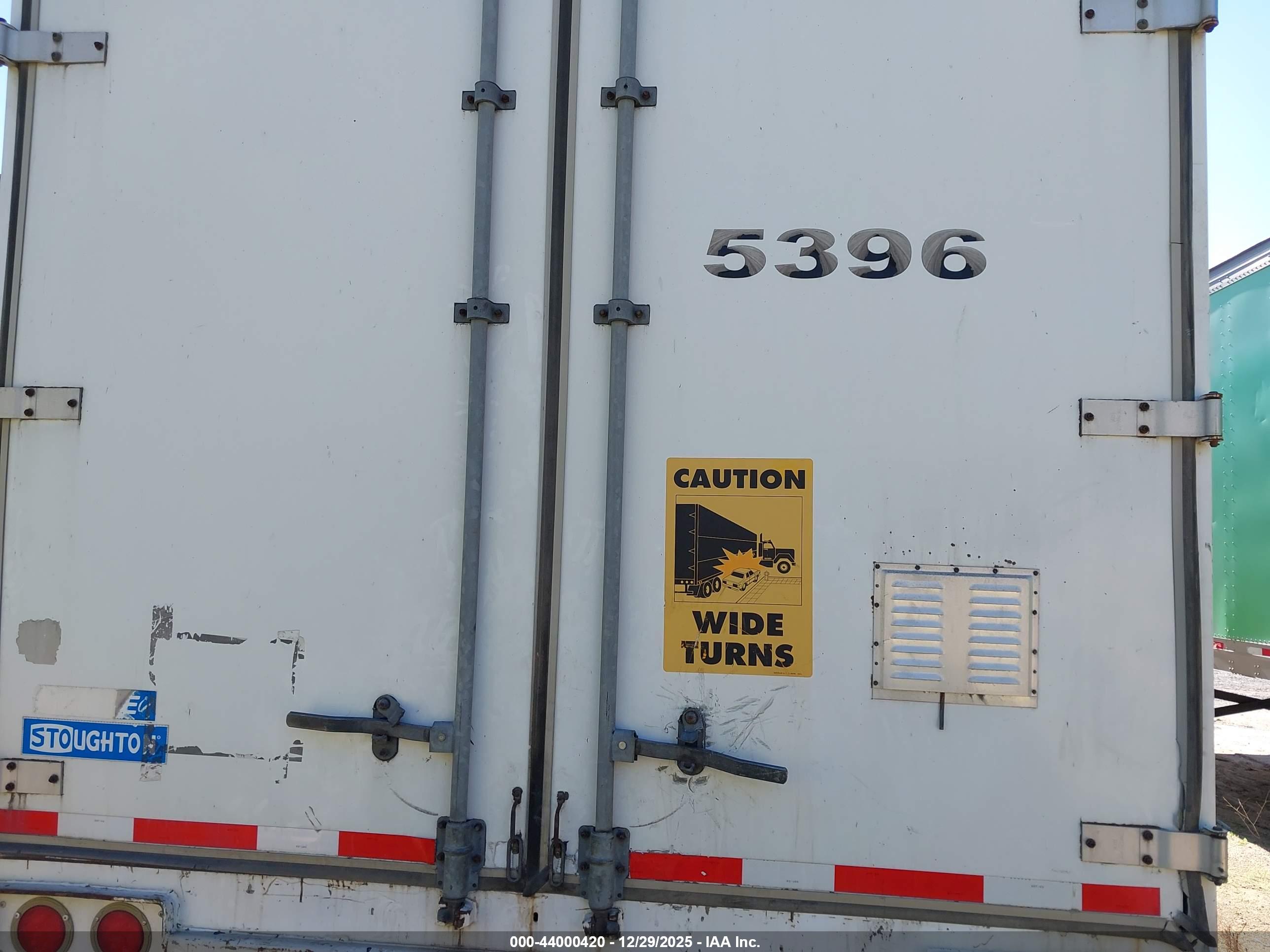 STOUGHTON TRAILERS image 8