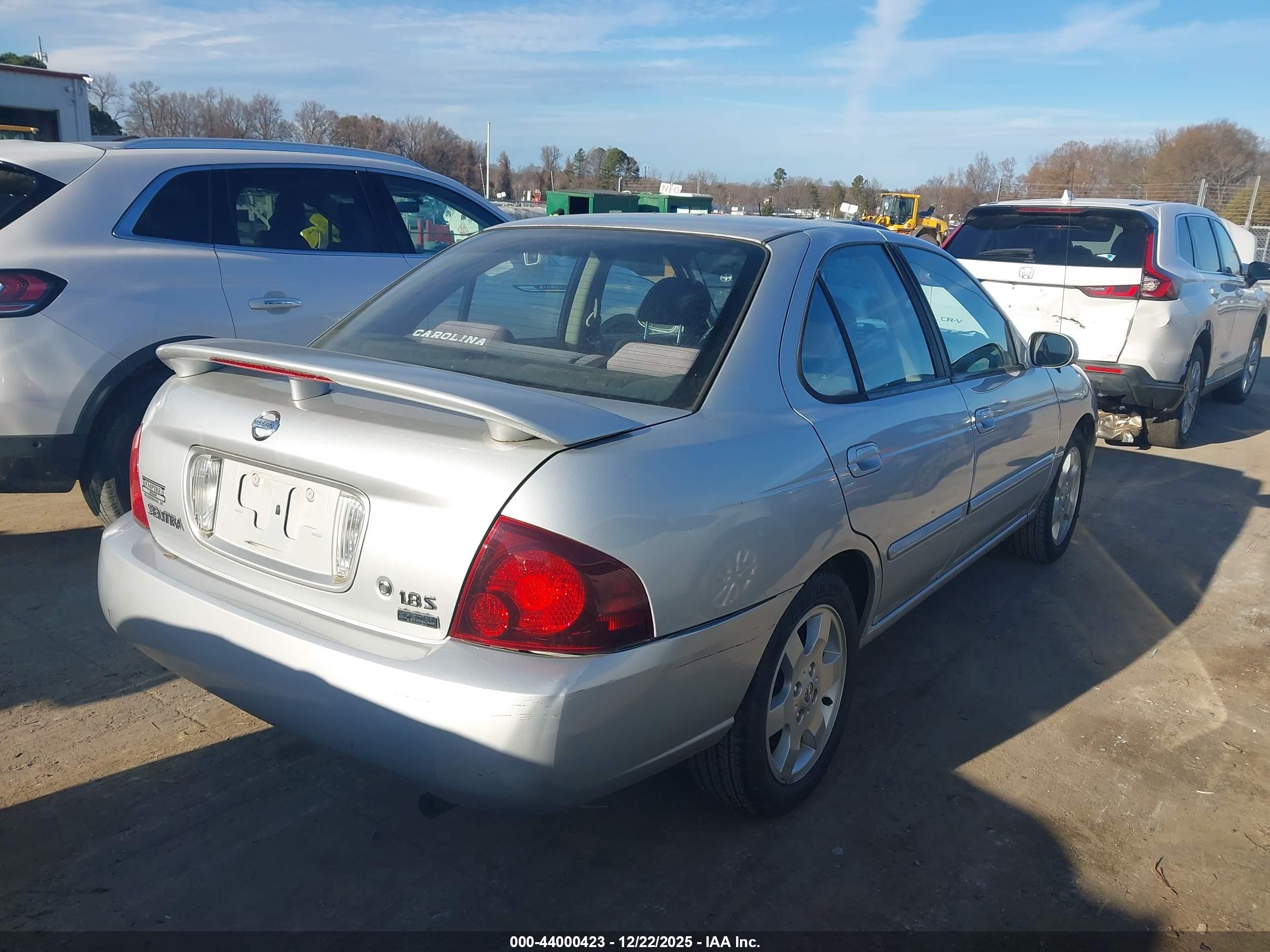 NISSAN SENTRA image 4