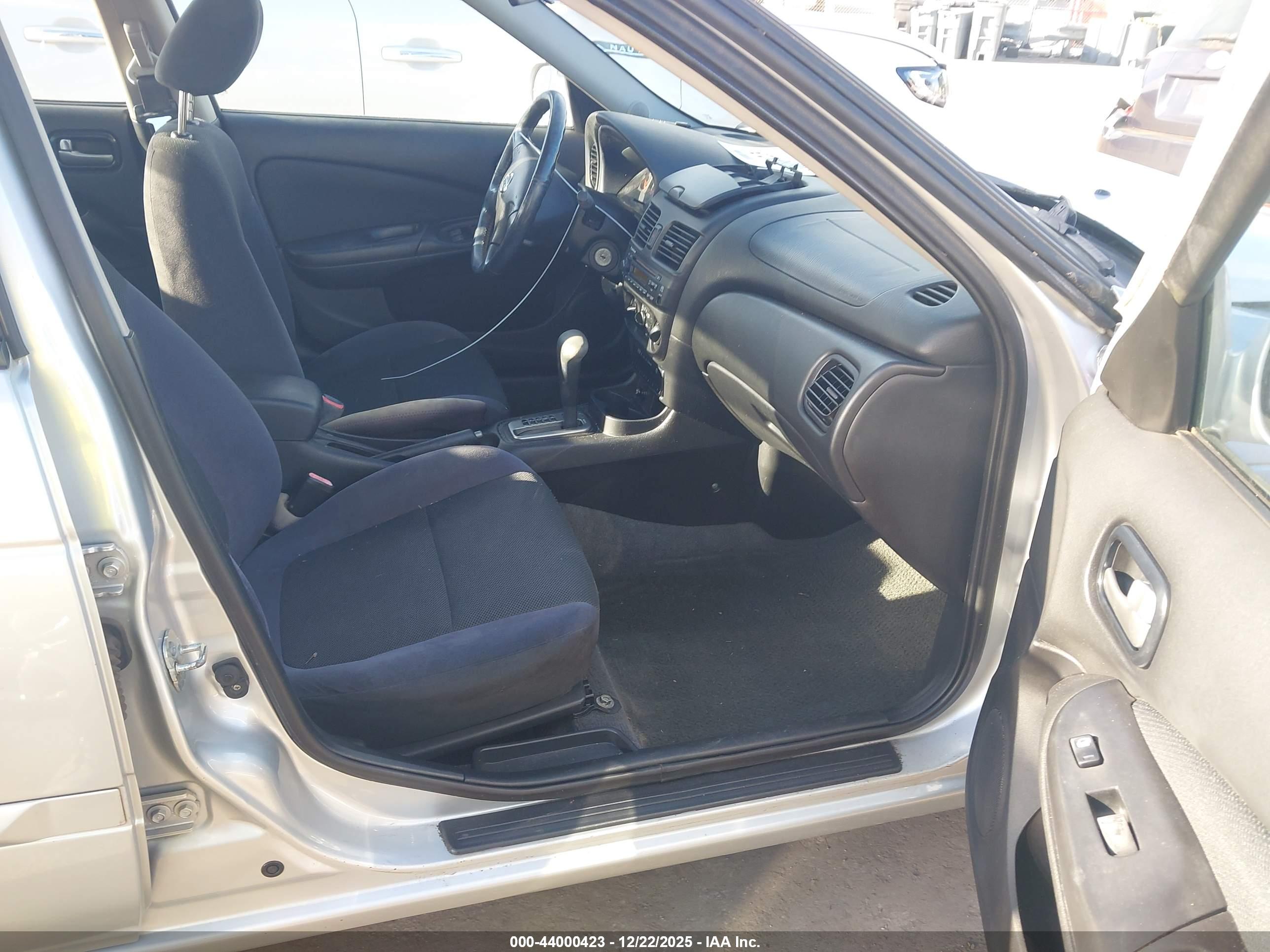 NISSAN SENTRA image 5