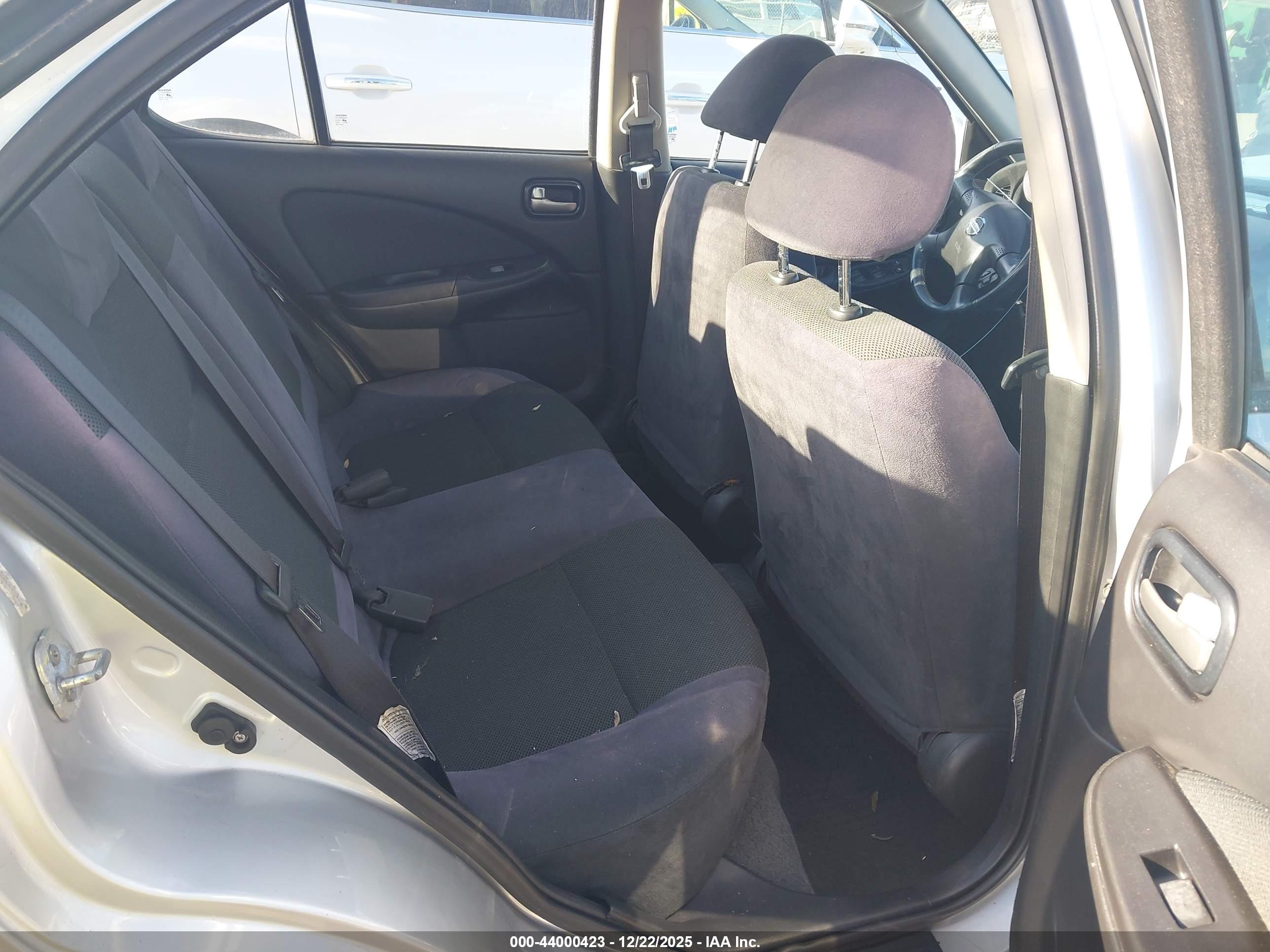 NISSAN SENTRA image 8