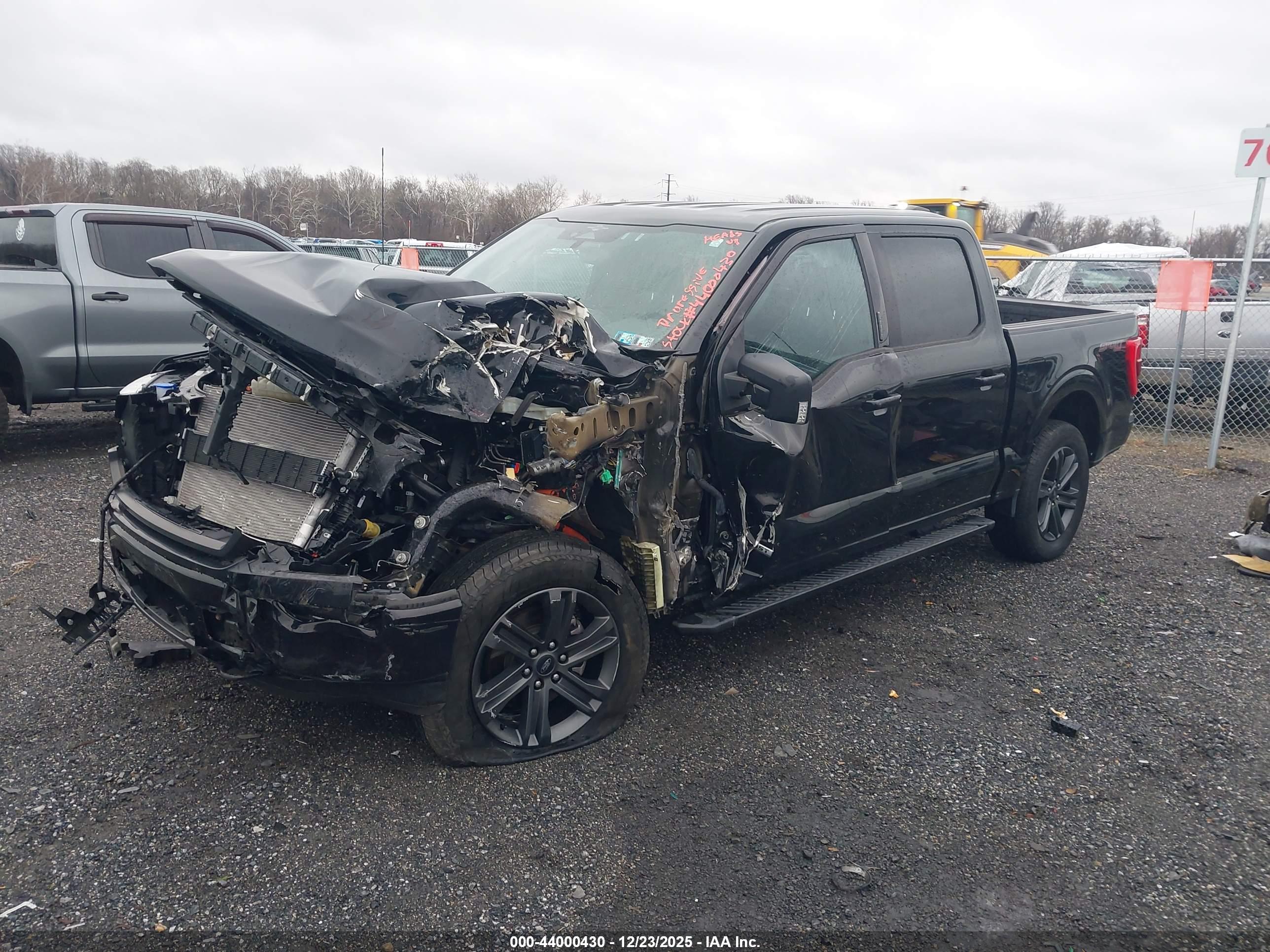 FORD F-150 image 2