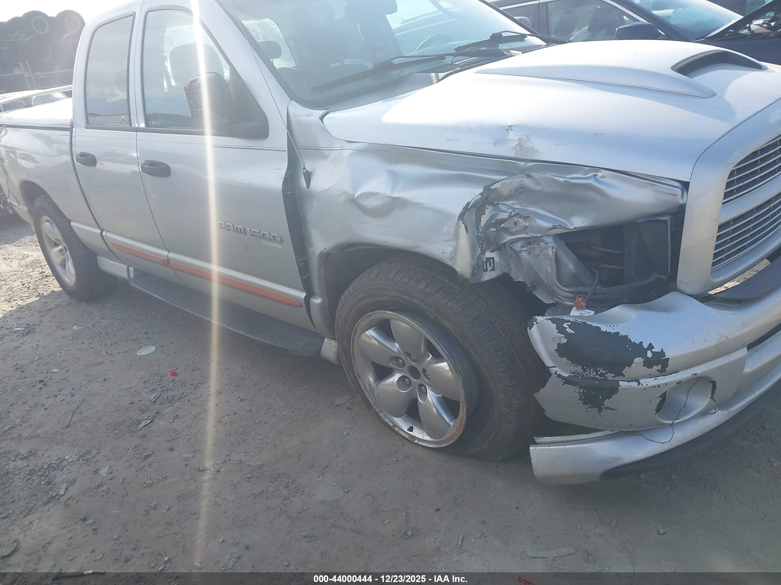 DODGE RAM image 6