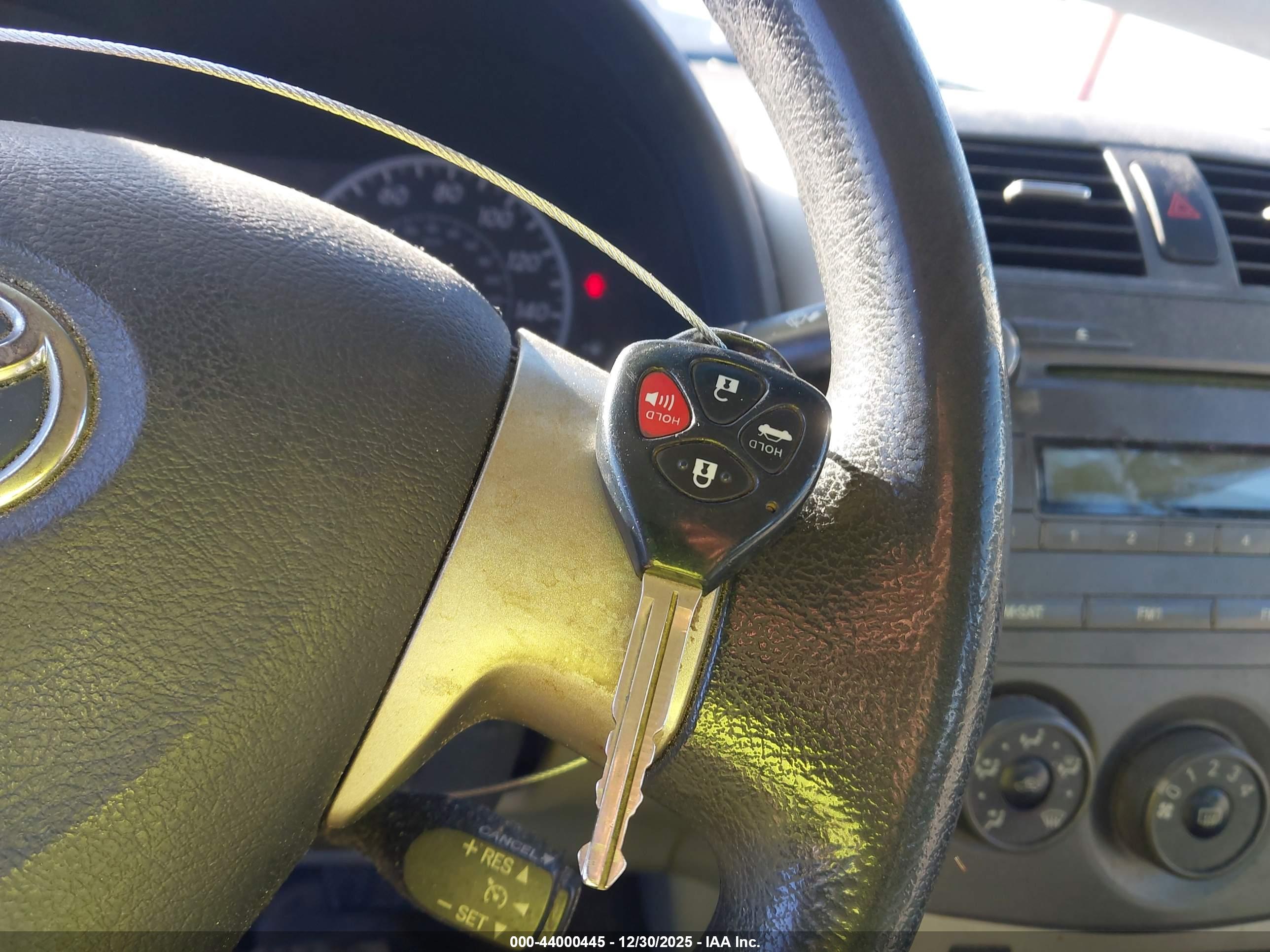 TOYOTA COROLLA image 11